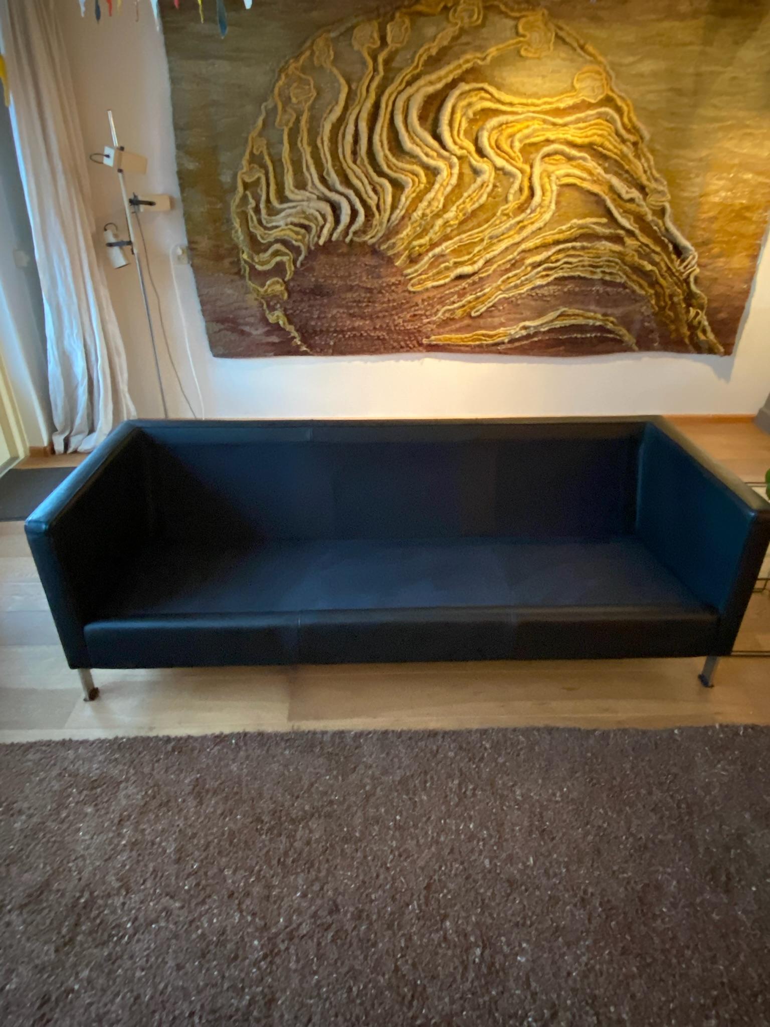 De Sede exclusive Black and Grey Sofa in Leather and Fabric For Sale 8