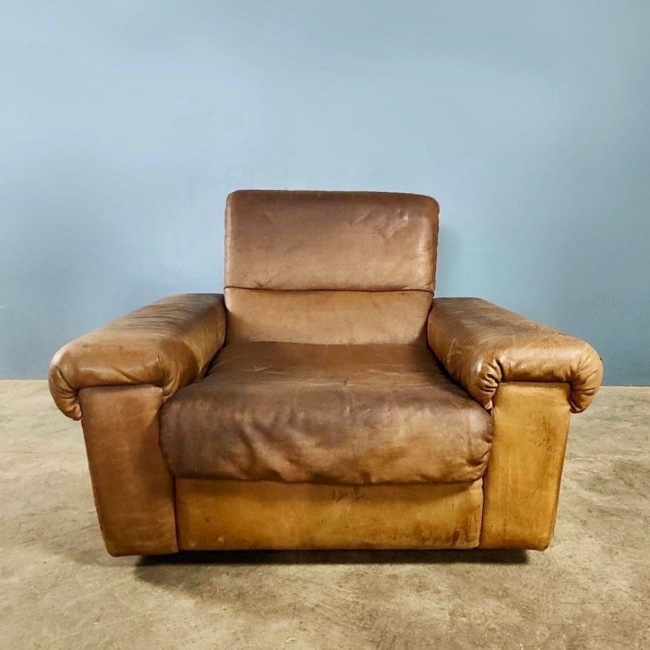 Late 20th Century De Sede Exclusive DS66 Brown Leather Tan Three Seater Sofa & Matching Armchair For Sale