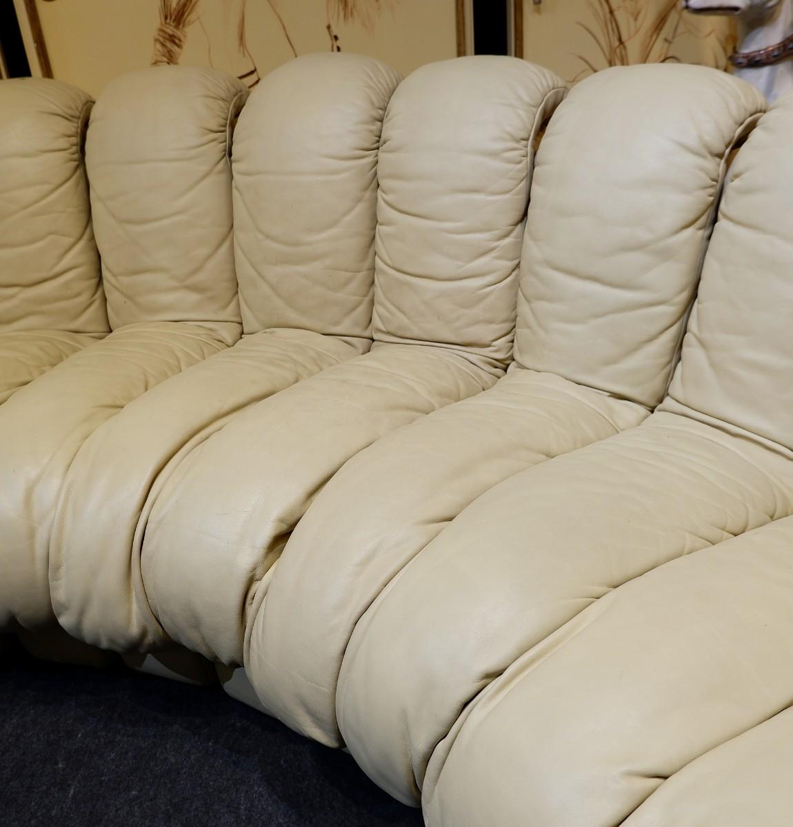 De Sede Full Cream Leather 'Non Stop' DS 600 Sofa, Switzerland, 1980s 2