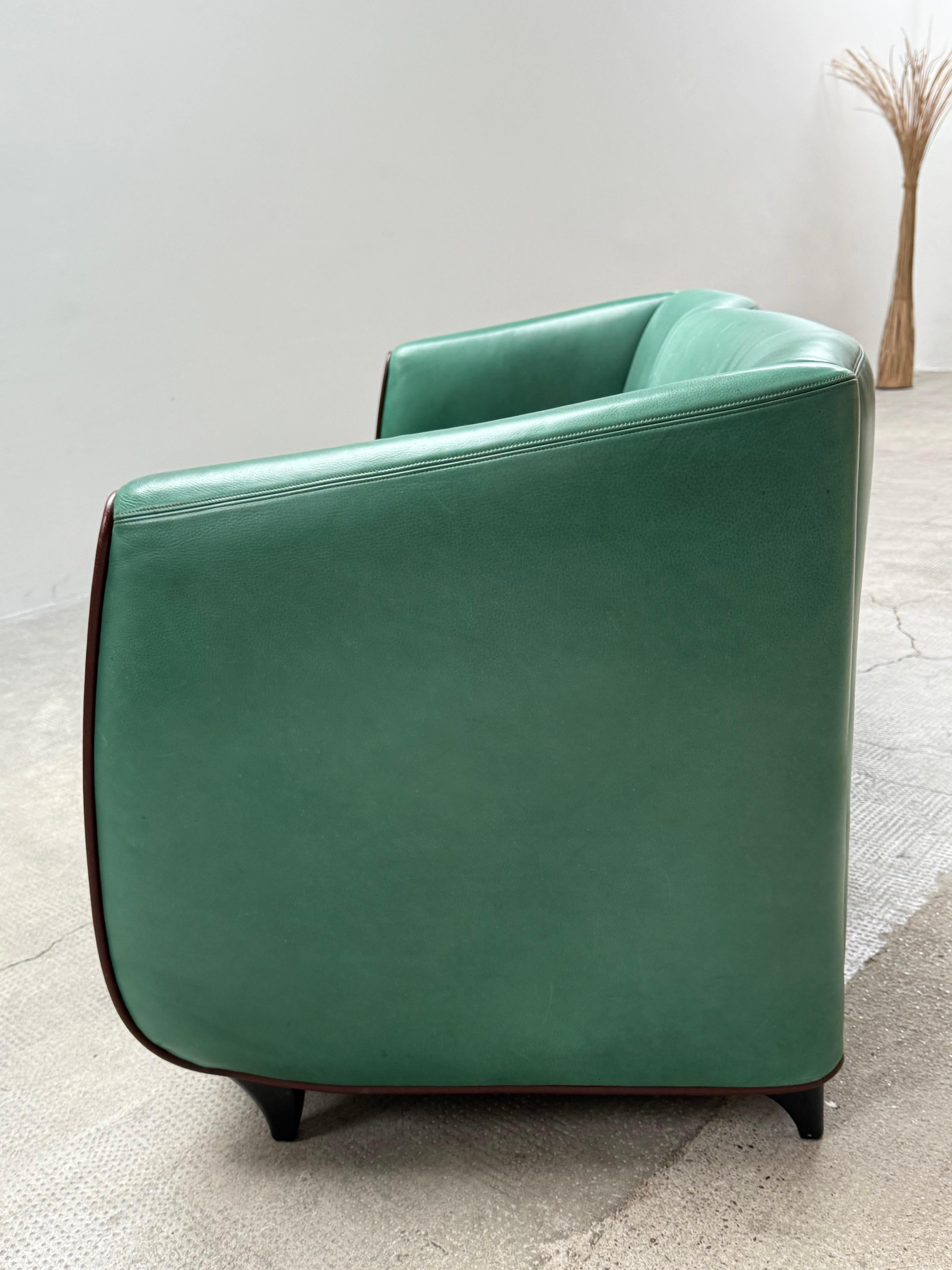 DE SEDE SOFÁ DE CUERO VERDE ART DECO ROCKABILLY, SUIZA Años 70 en venta 10