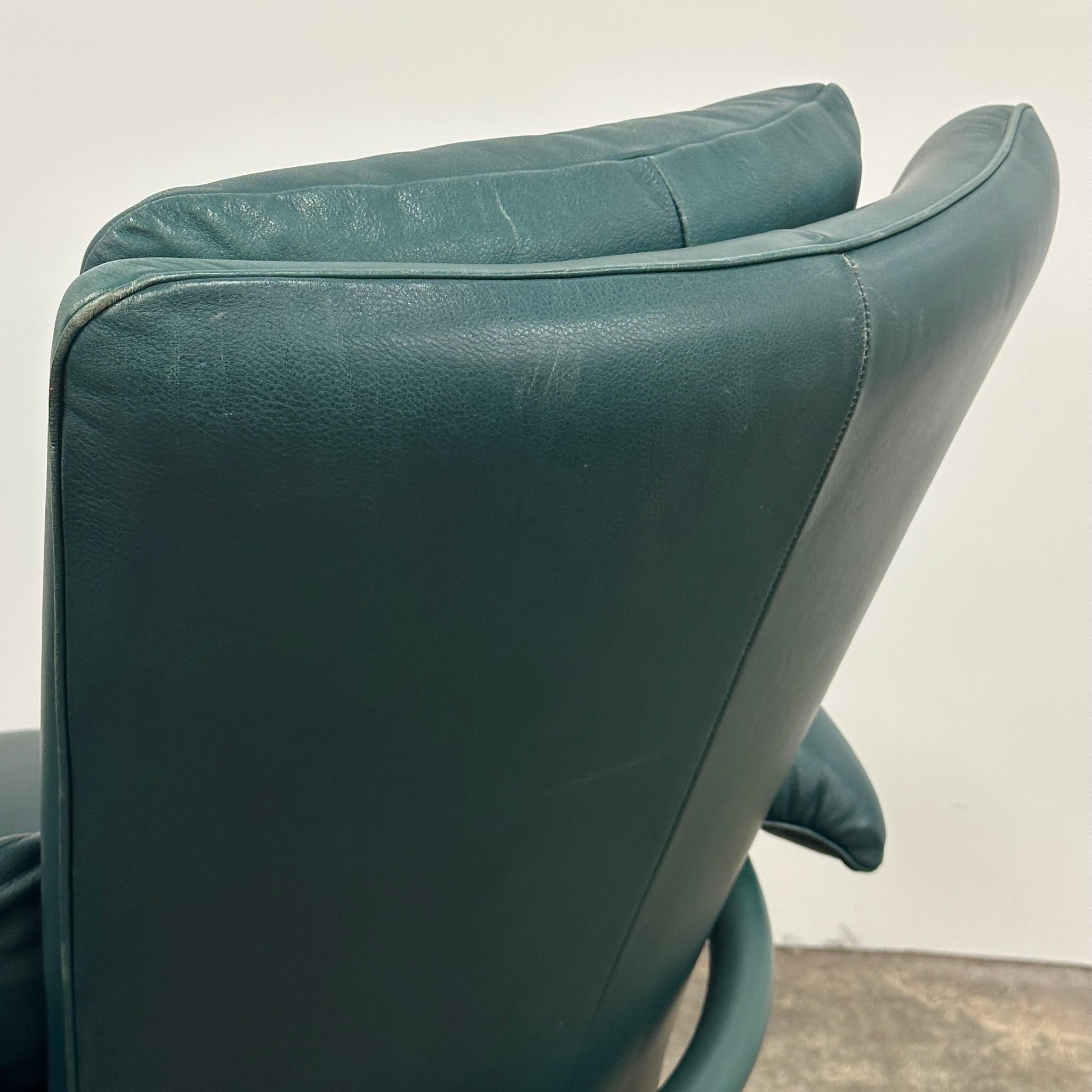 Late 20th Century De Sede Green Leather Lounge Chair/Ottoman For Sale