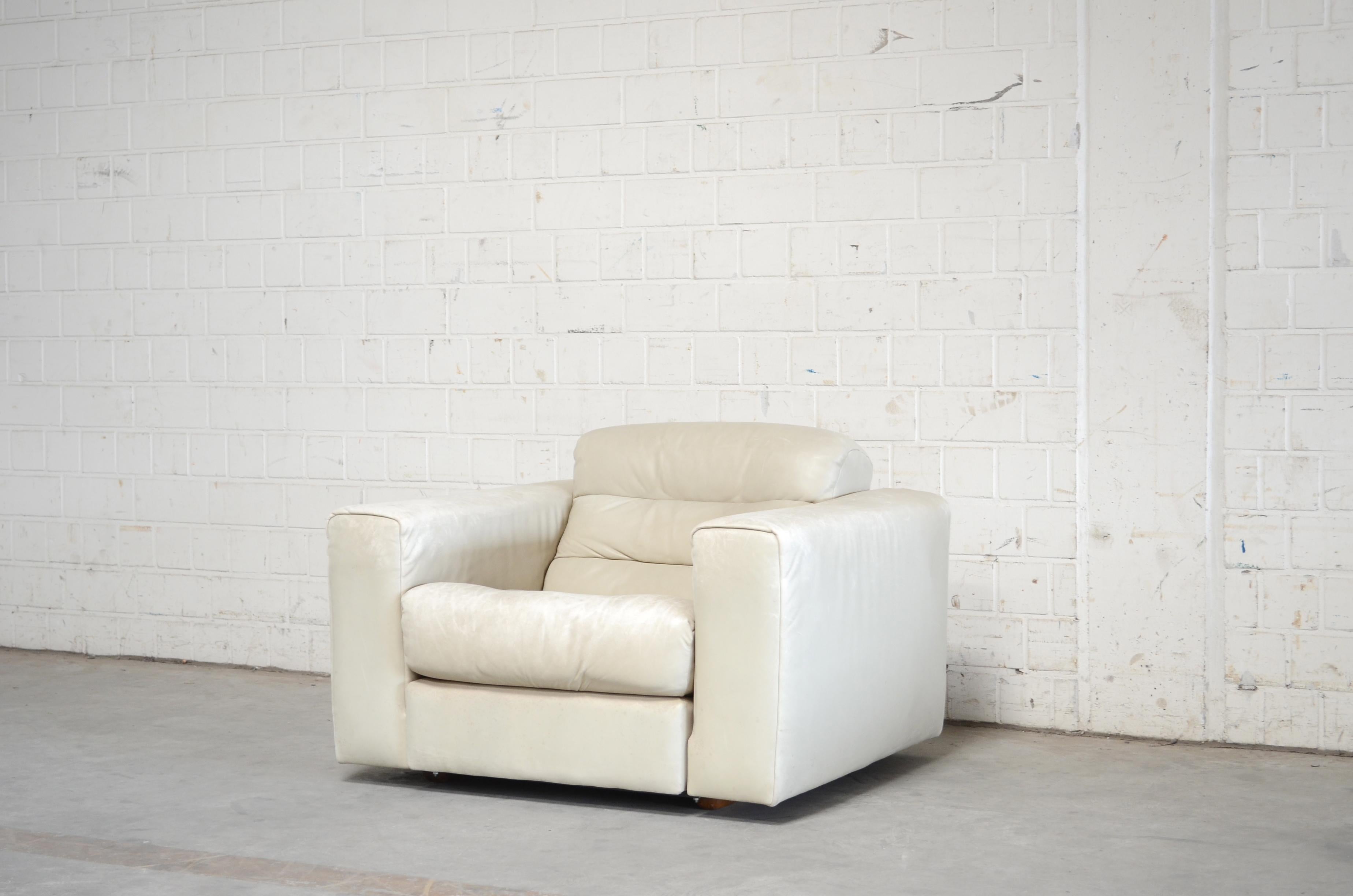 De Sede Leather Armchair DS 105 Ecru White In Good Condition In Munich, Bavaria