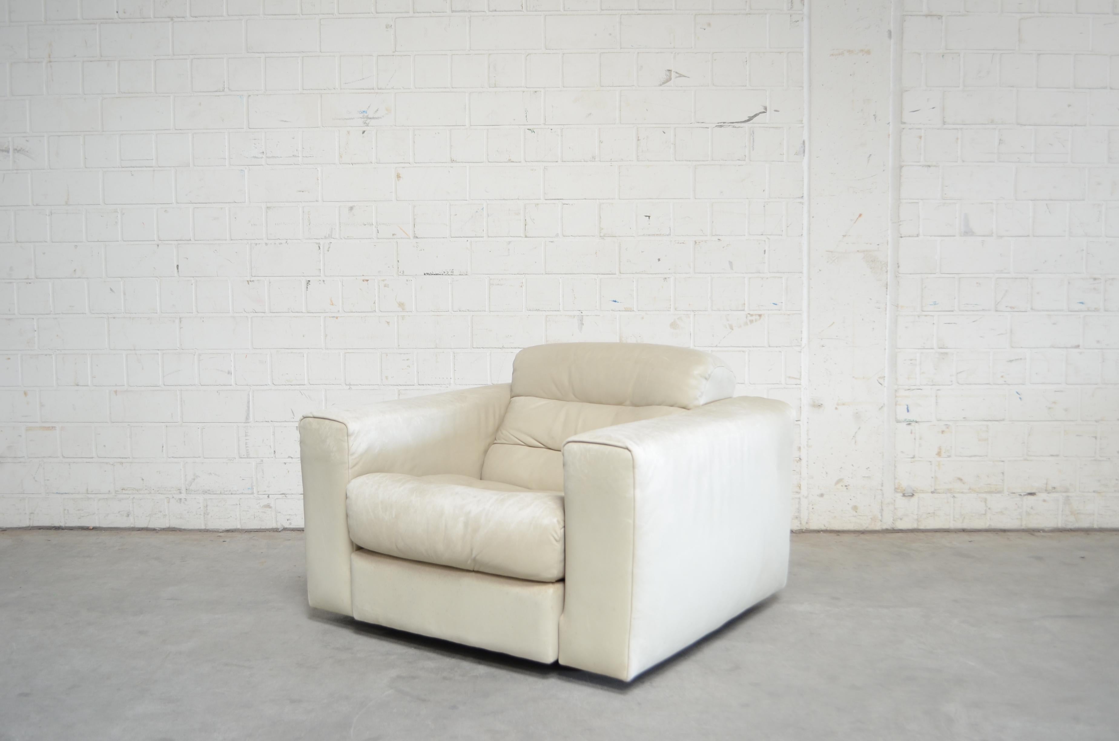 De Sede Leather Armchair DS 105 Ecru White In Good Condition For Sale In Munich, Bavaria