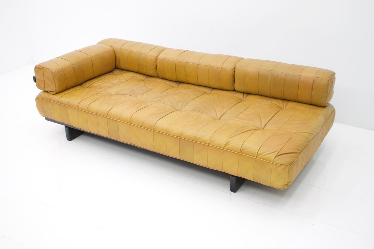 Mid-Century Modern De Sede Leather Daybed DS 80 Sofa Bed Switzerland, 1960s
