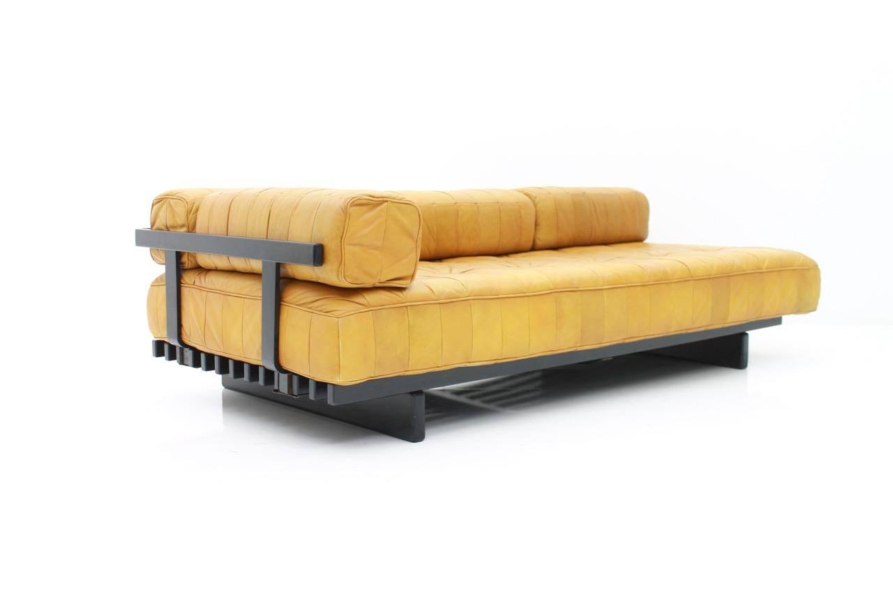 Swiss De Sede Leather Daybed DS 80 Sofa Bed Switzerland, 1960s