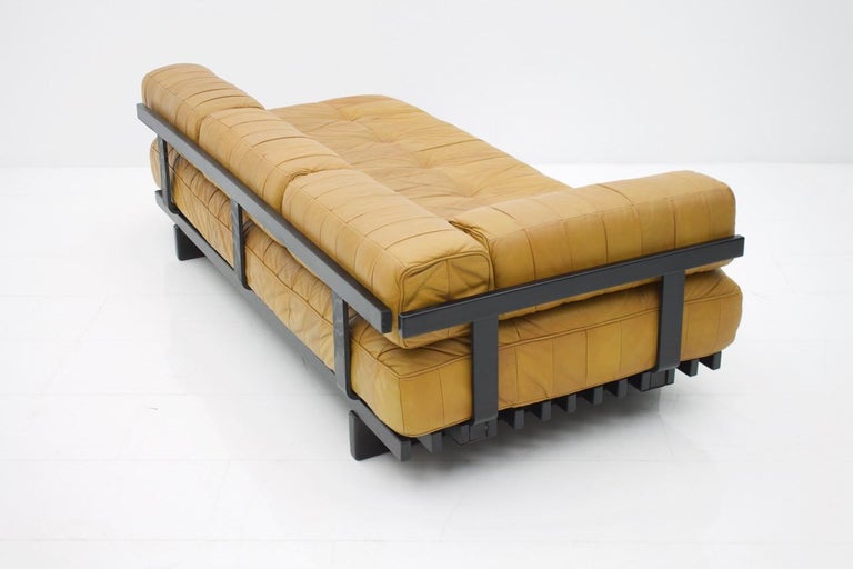 De Sede Leather Daybed DS 80 Sofa Bed Switzerland, 1960s at 1stDibs
