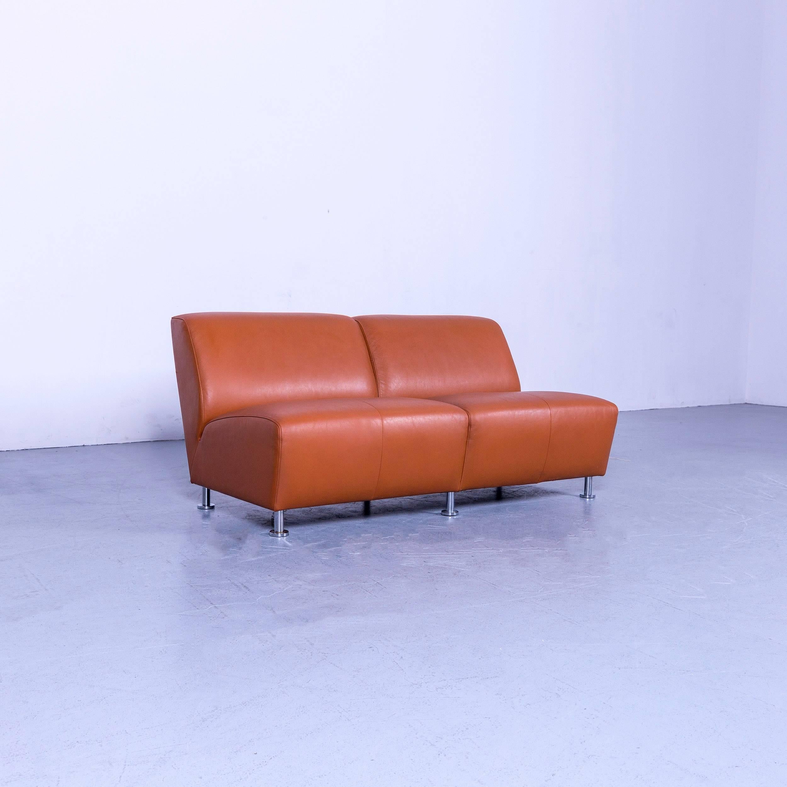 We bring to you an De Sede leather sofa brown two-seat couch.

















 