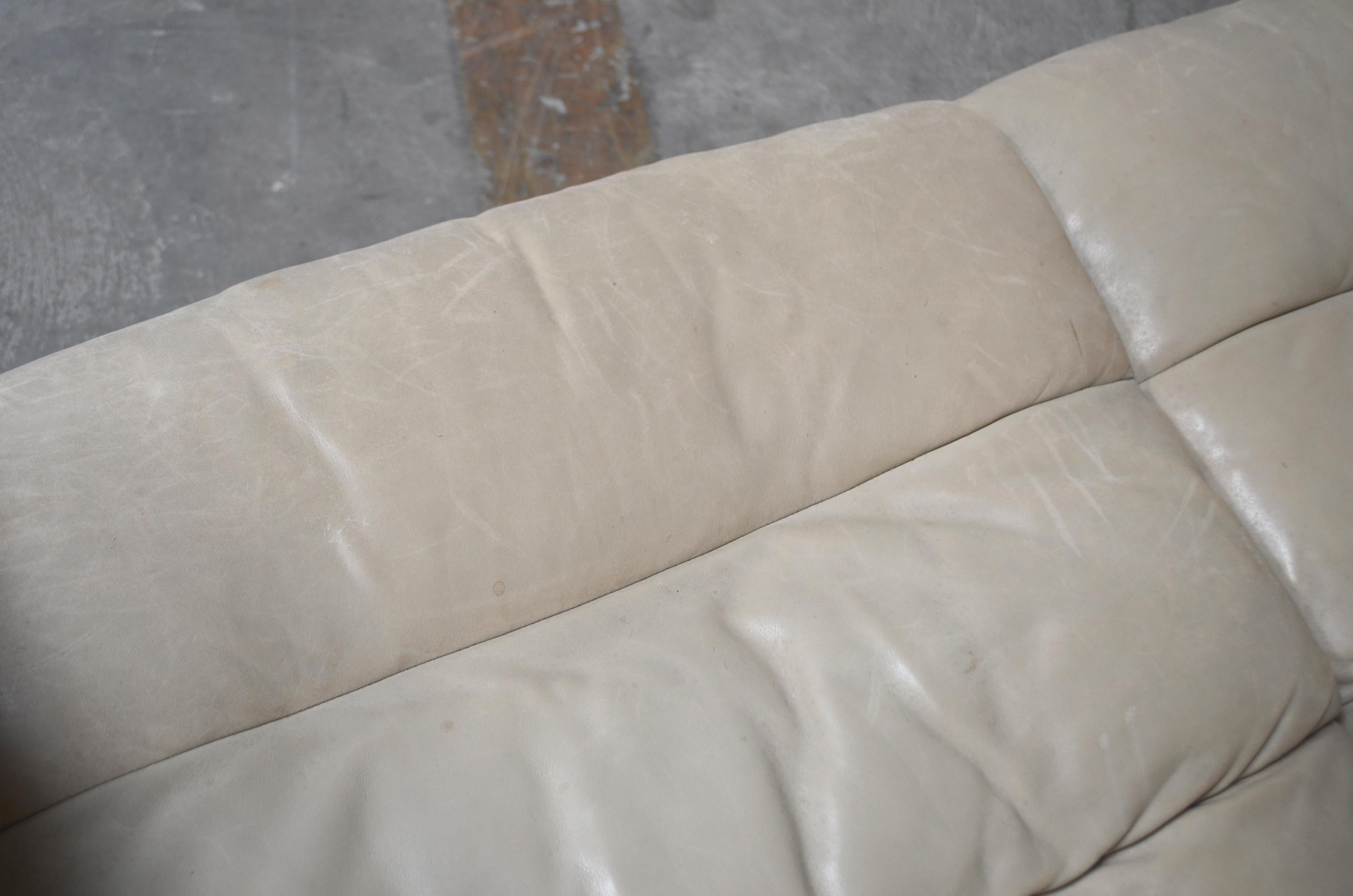 De Sede Leder-Sofa DS 105 Ecru-Weiß aus Leder im Angebot 7