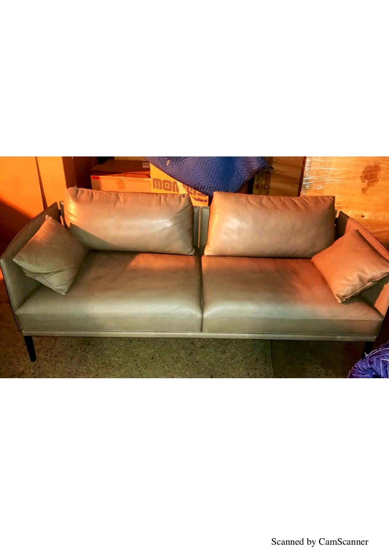 De Sede Leather Sofa DS333 In Excellent Condition In New York, NY