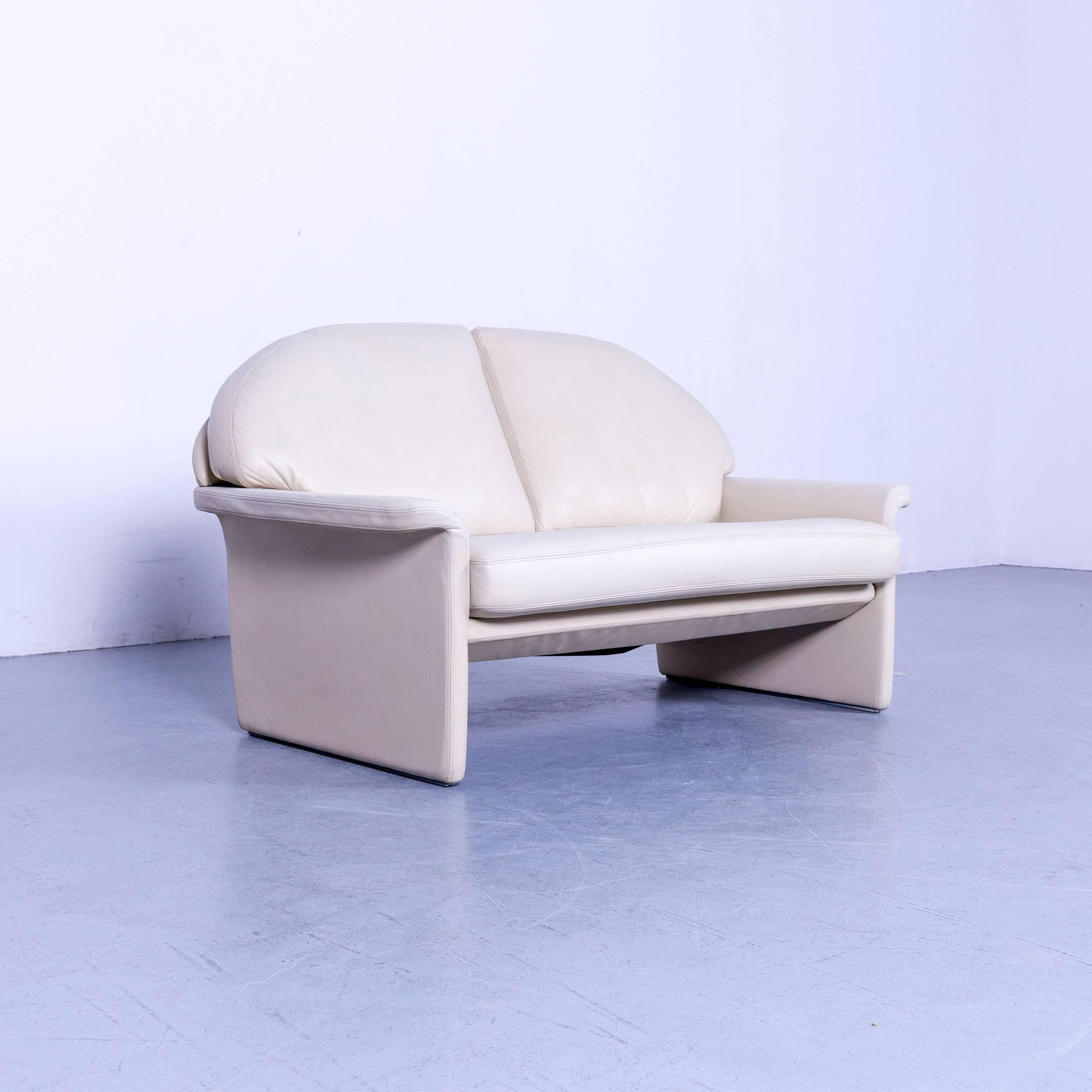 We offer delivery options to most destinations on earth. Find our shipping quotes at the bottom of this page in the shipping section.

We bring to you an De sede leather sofa off-white two-seat couch.

Shipping:

An on point shipping process is our