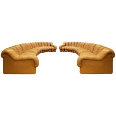 De Sede Matched Pair of Iconic "Non-Stop Sofas", 1970s