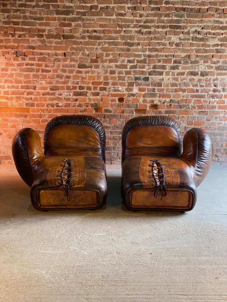 De Sede Model DS-2878 boxing glove armchairs, Switzerland 1978

Fabulous original pair of vintage De Sede Model DS-2878 boxing glove armchairs, Switzerland 1978, perfect for cinema room and loft style living space, exceptional quality and a