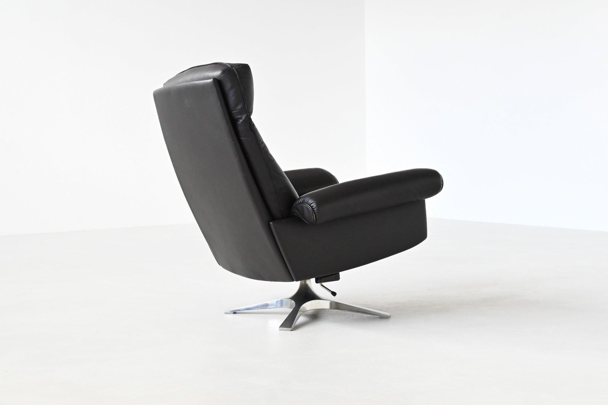 De Sede modèle DS-31 chaise longue et ottoman en cuir noir Suisse 1970 en vente 5