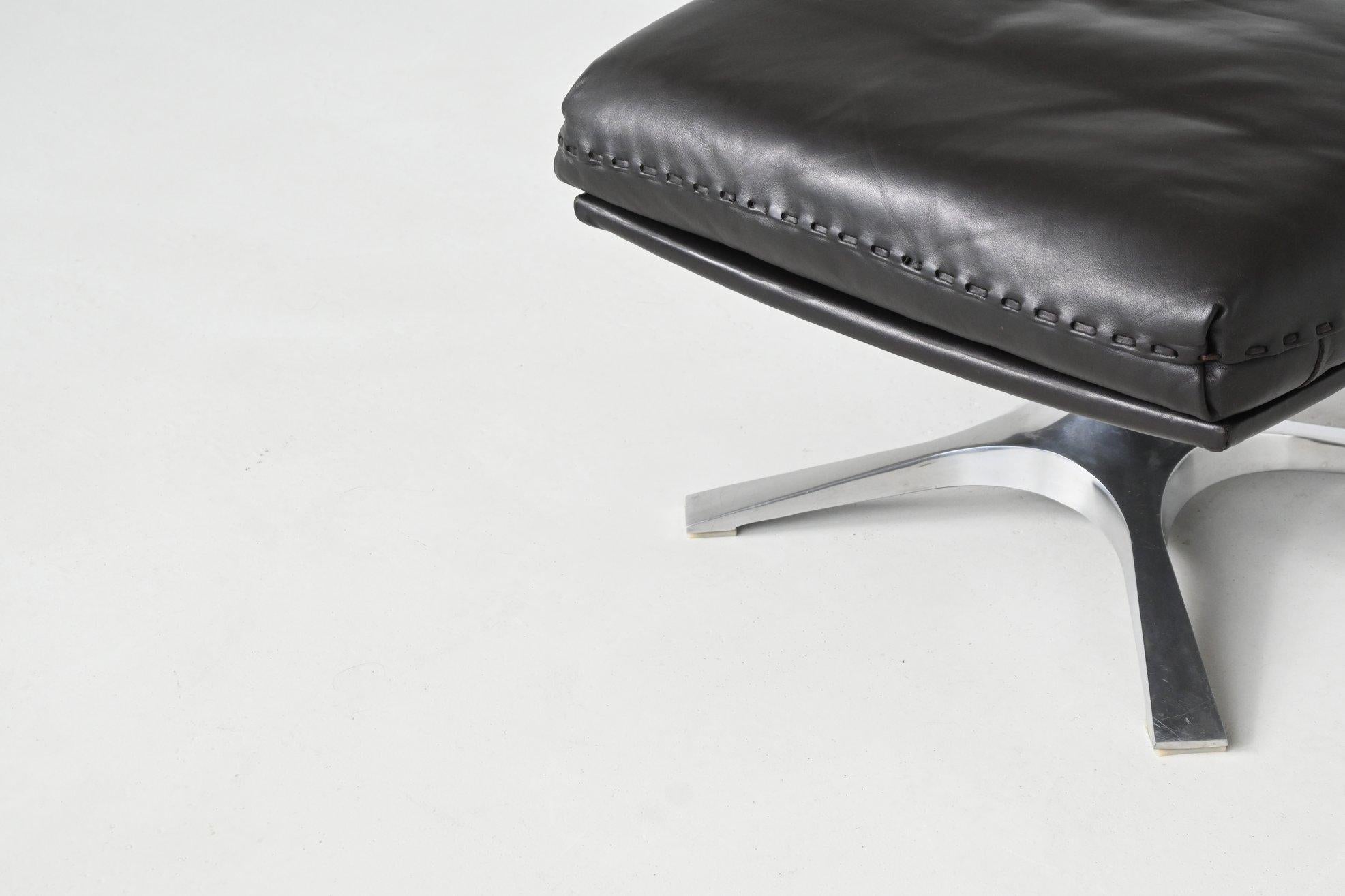 De Sede modèle DS-31 chaise longue et ottoman en cuir noir Suisse 1970 en vente 14