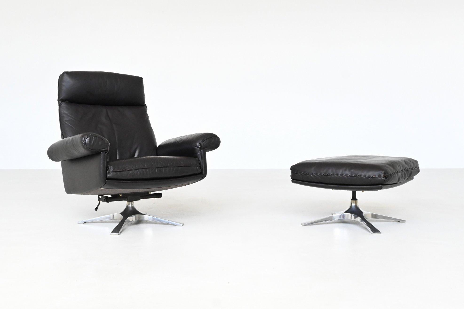 Mid-Century Modern De Sede modèle DS-31 chaise longue et ottoman en cuir noir Suisse 1970 en vente