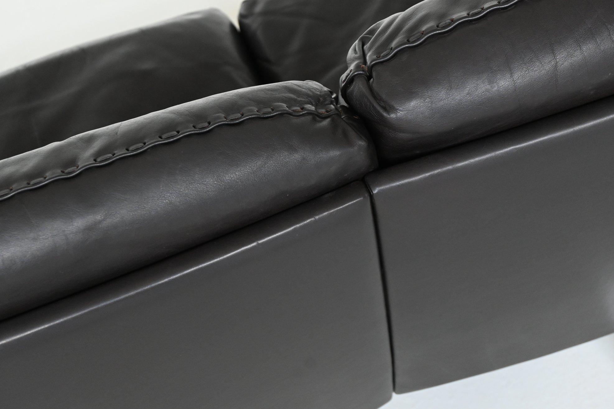 De Sede modèle DS-31 canapé trois places cuir noir Suisse 1970 en vente 6