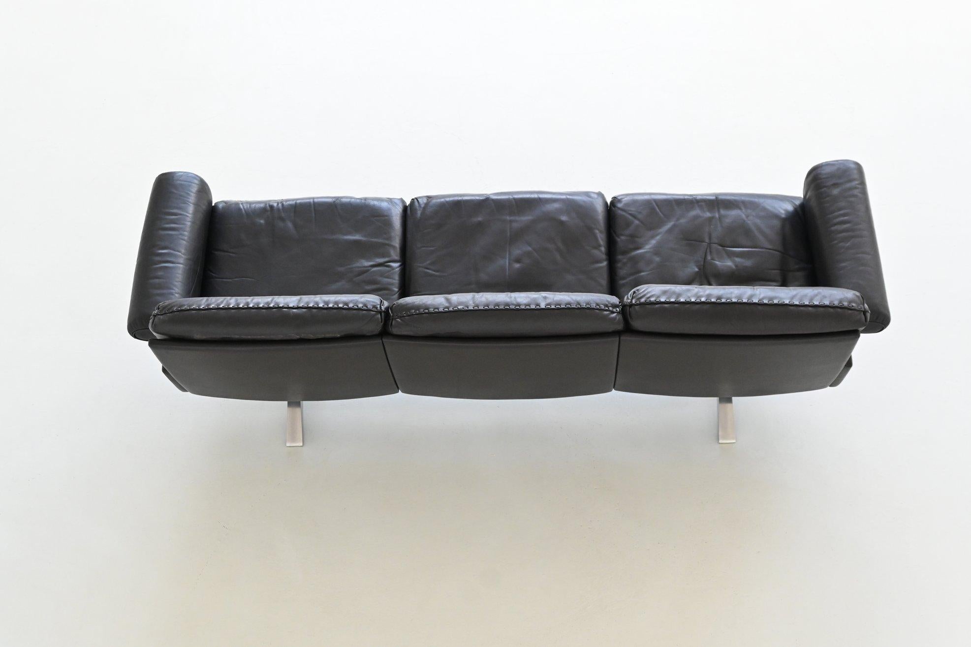 De Sede modèle DS-31 canapé trois places cuir noir Suisse 1970 en vente 11