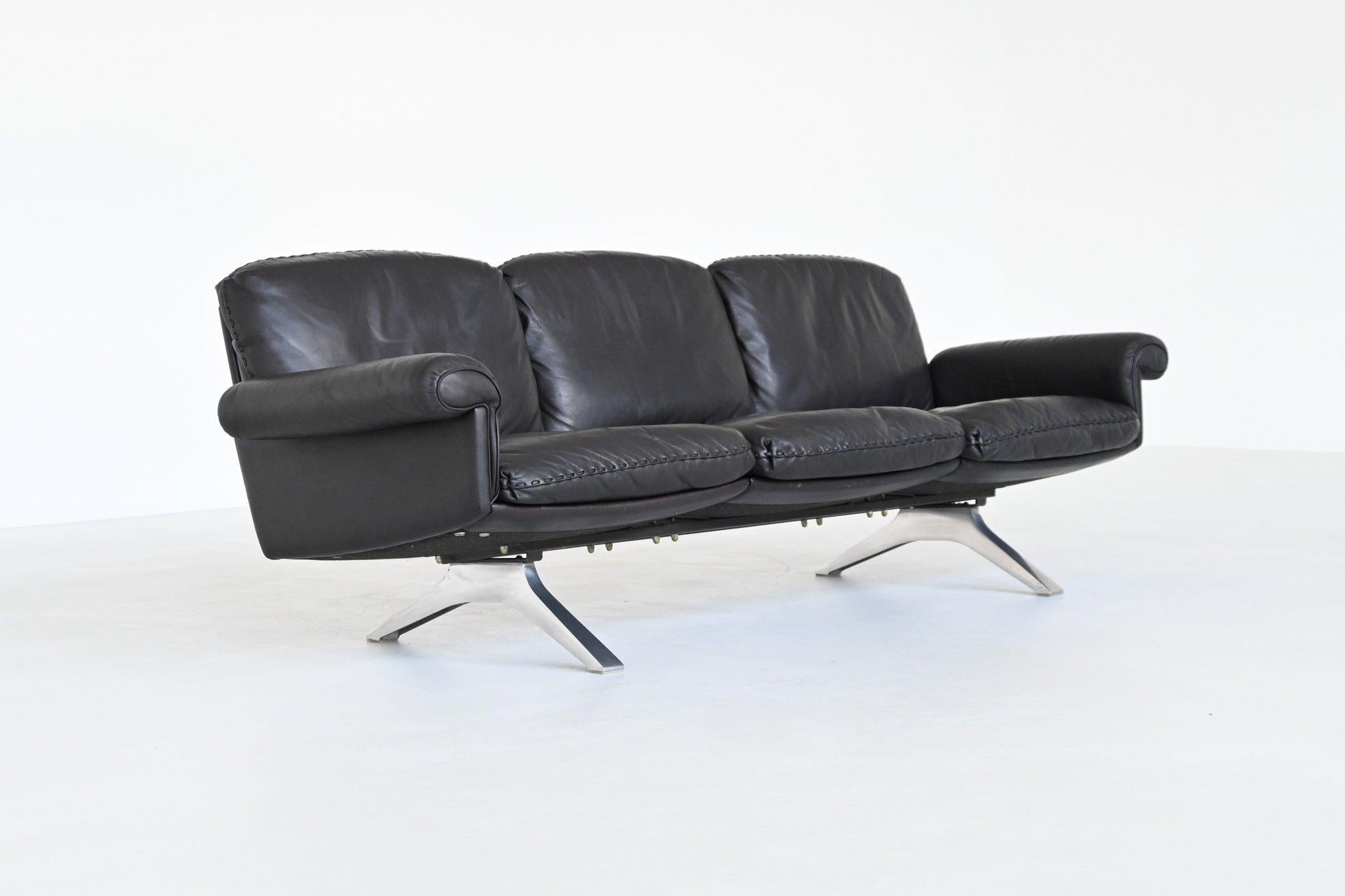 Fin du 20e siècle De Sede modèle DS-31 canapé trois places cuir noir Suisse 1970 en vente
