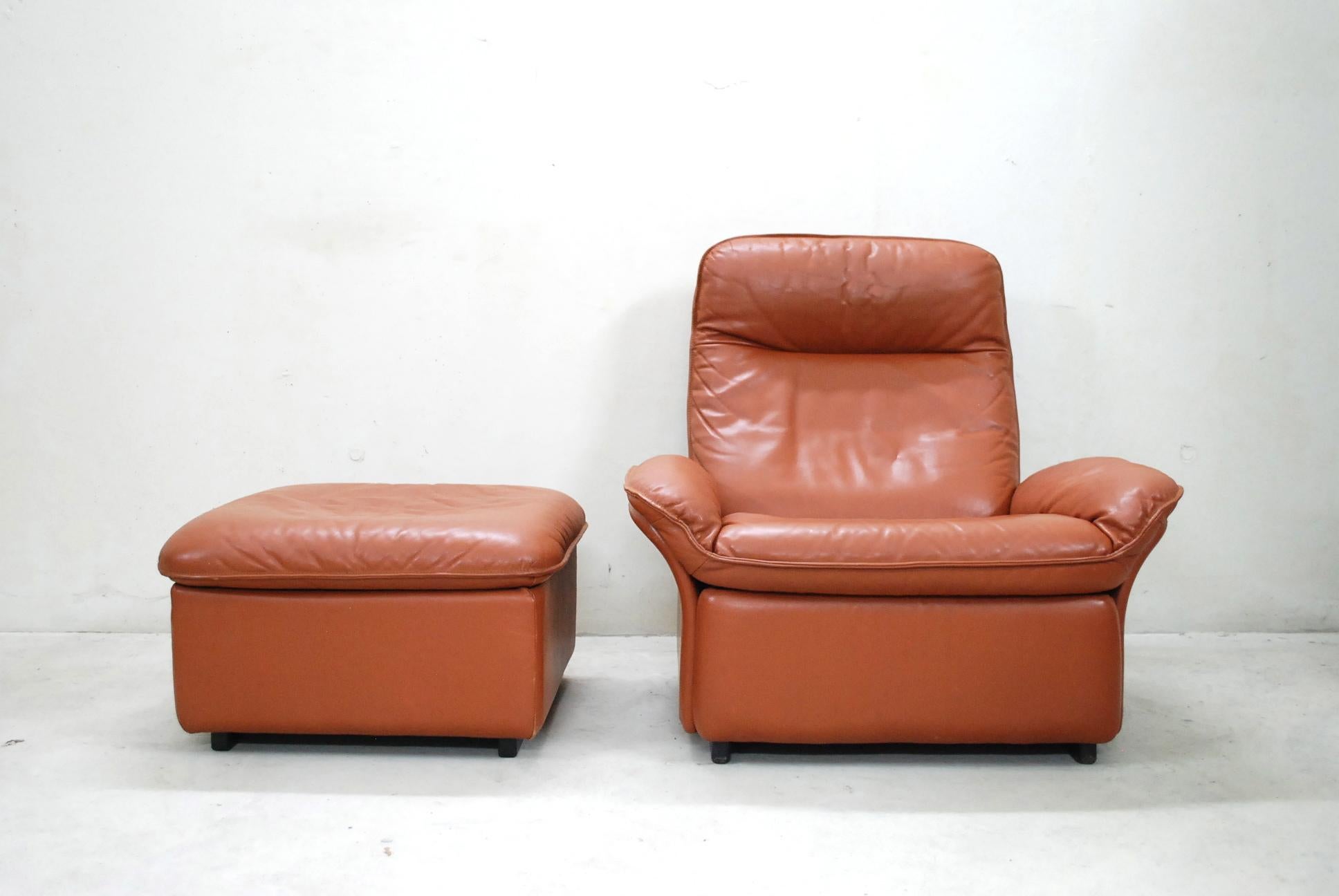 De Sede Model DS 49 Cognac Brandy Leather Lounge Chair and Ottoman For Sale 6