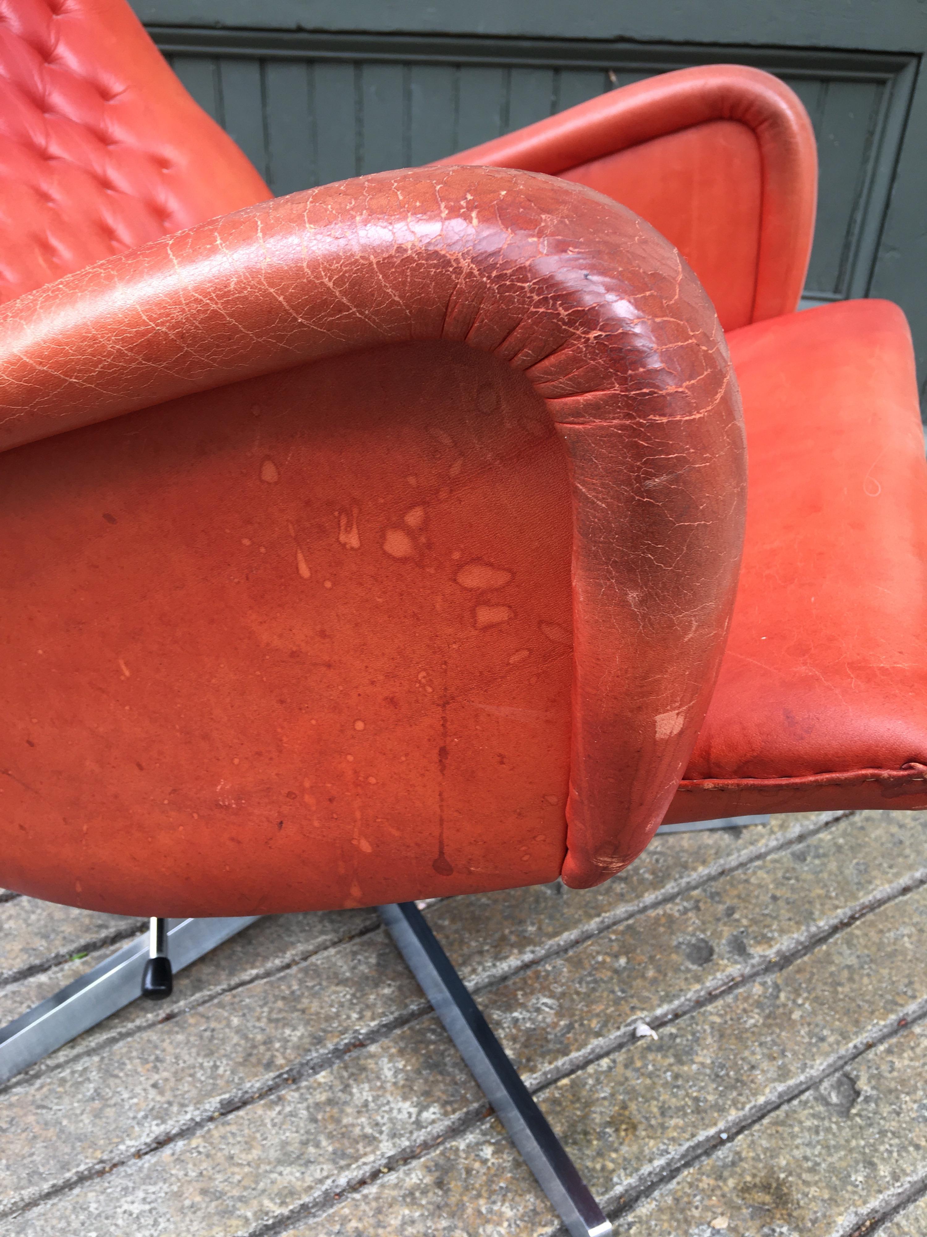Mid-Century Modern De Sede Model DS 51 Ox Blood Red Lounge Chair