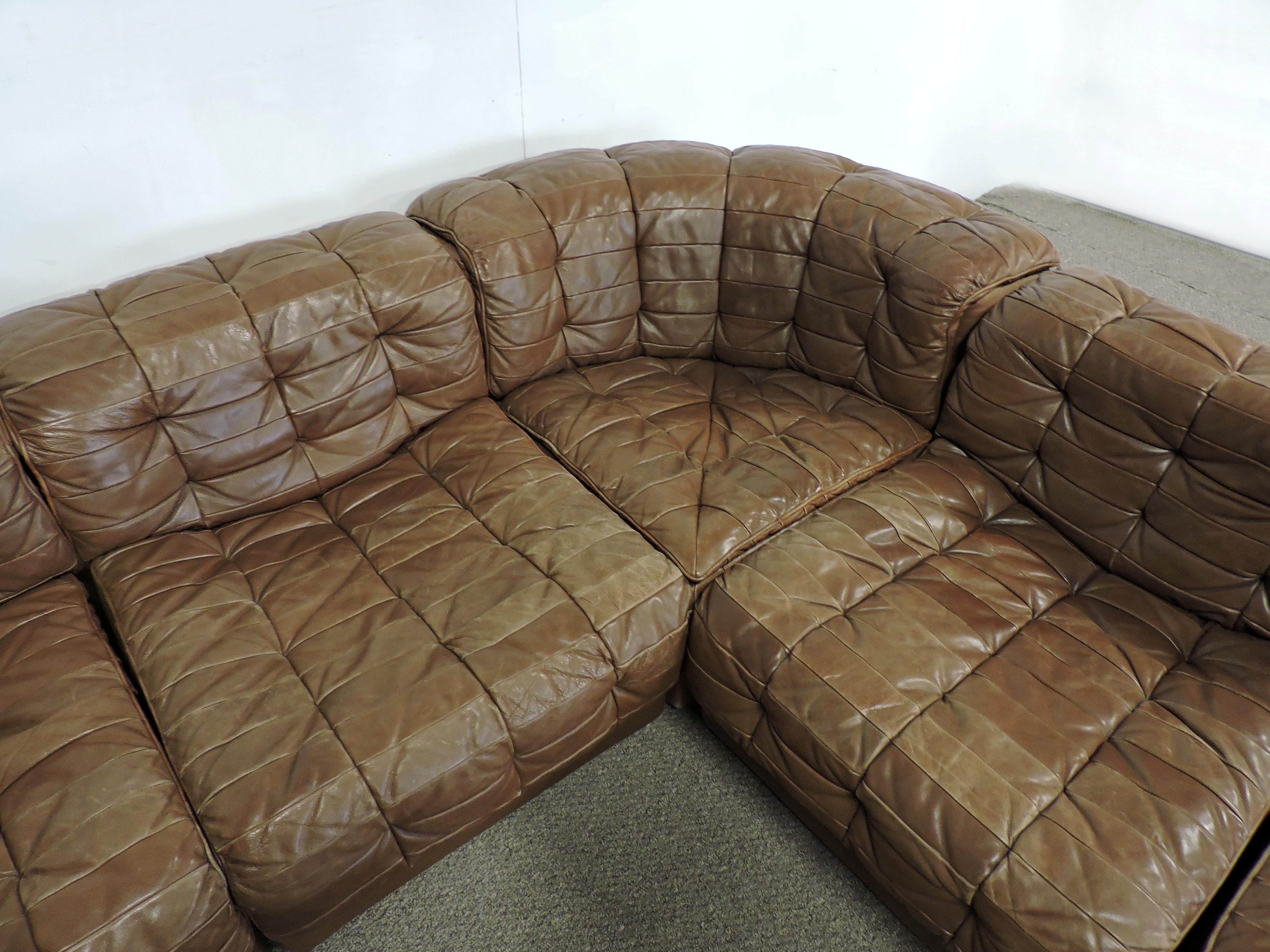 De Sede Modular DS11 Brown Leather Patchwork Sofa 1970s In Good Condition In Chesterfield, NJ