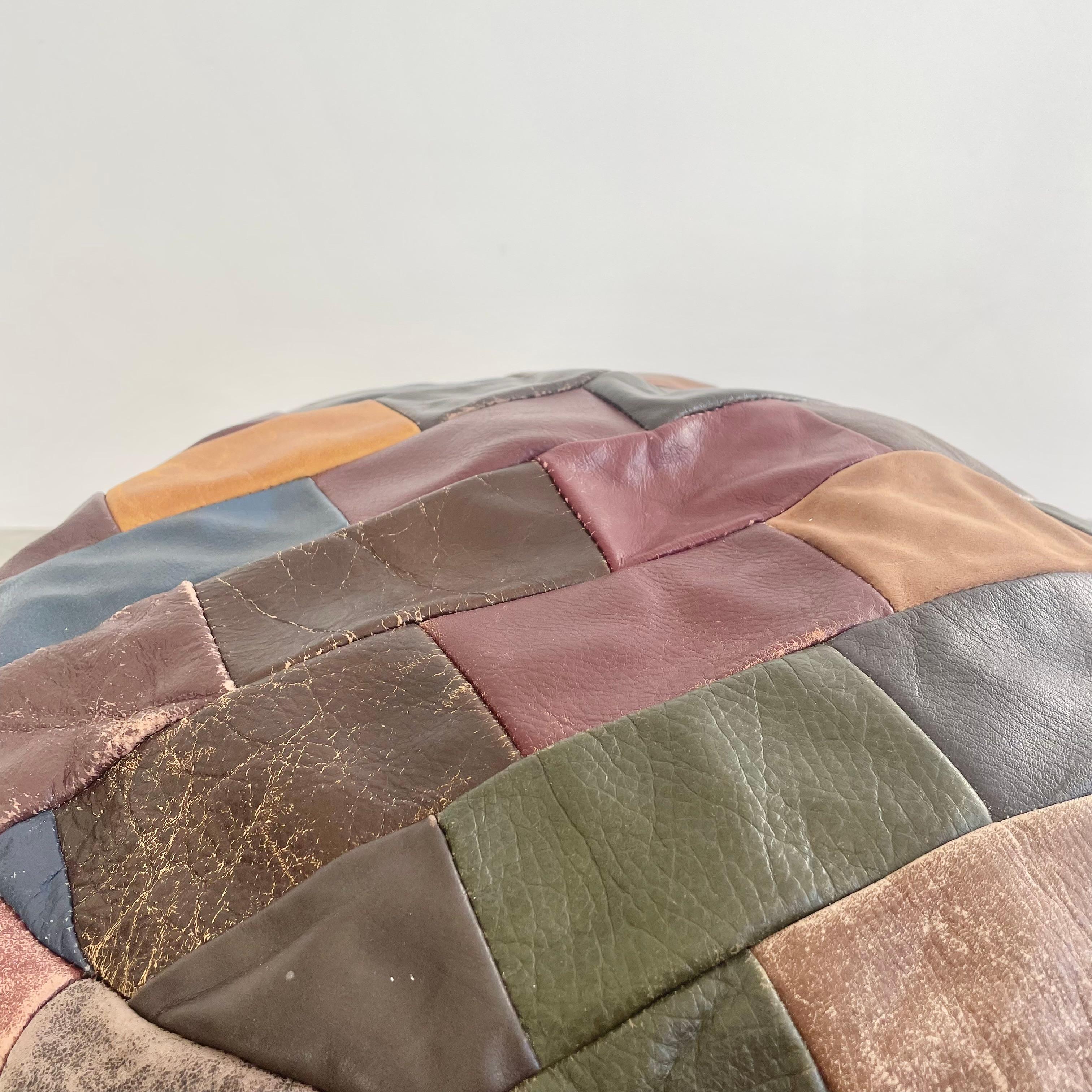 De Sede Multicolored Leather Patchwork Ottoman, 1960s Switzerland In Good Condition For Sale In Los Angeles, CA