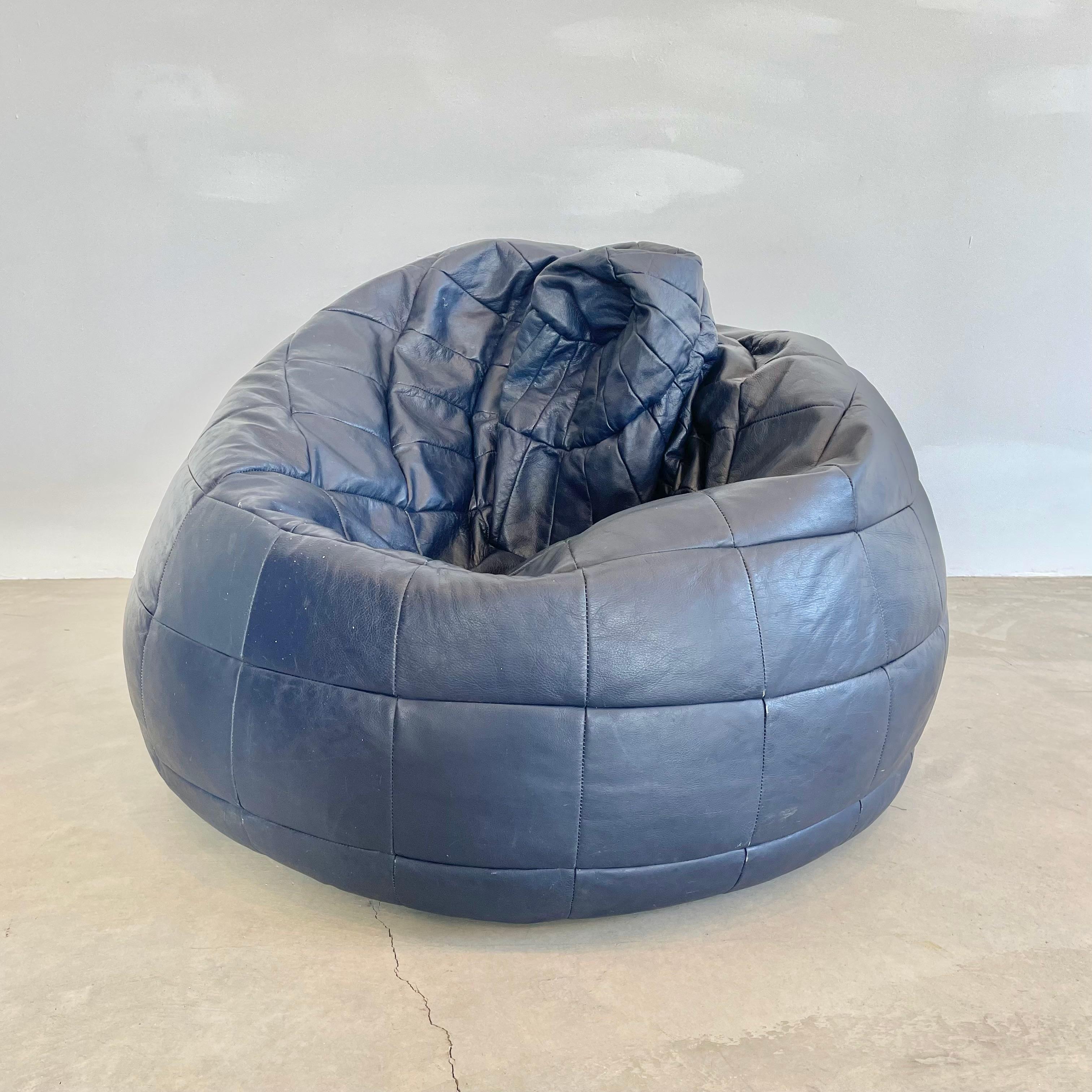 De Sede Navy Patchwork Leather Bean Bag, 1970s Switzerland  For Sale 5