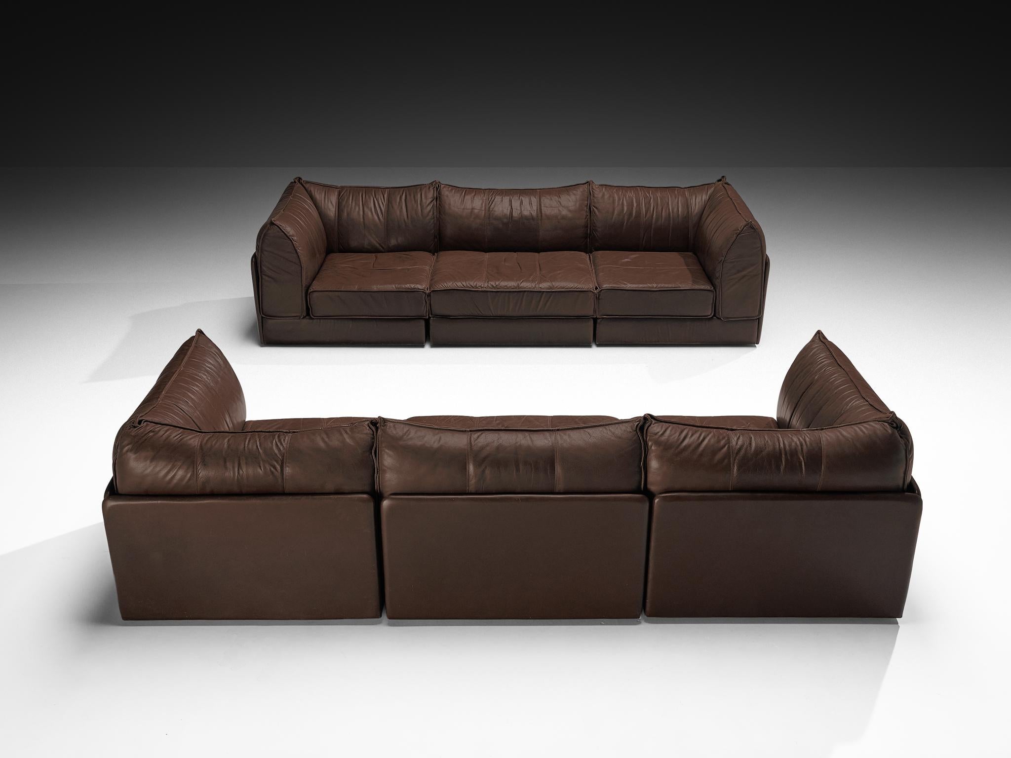 De Sede 'Pagoda' DS-19 Dreisitzige Sofas in dunkelbraunem Leder (Schweizerisch) im Angebot