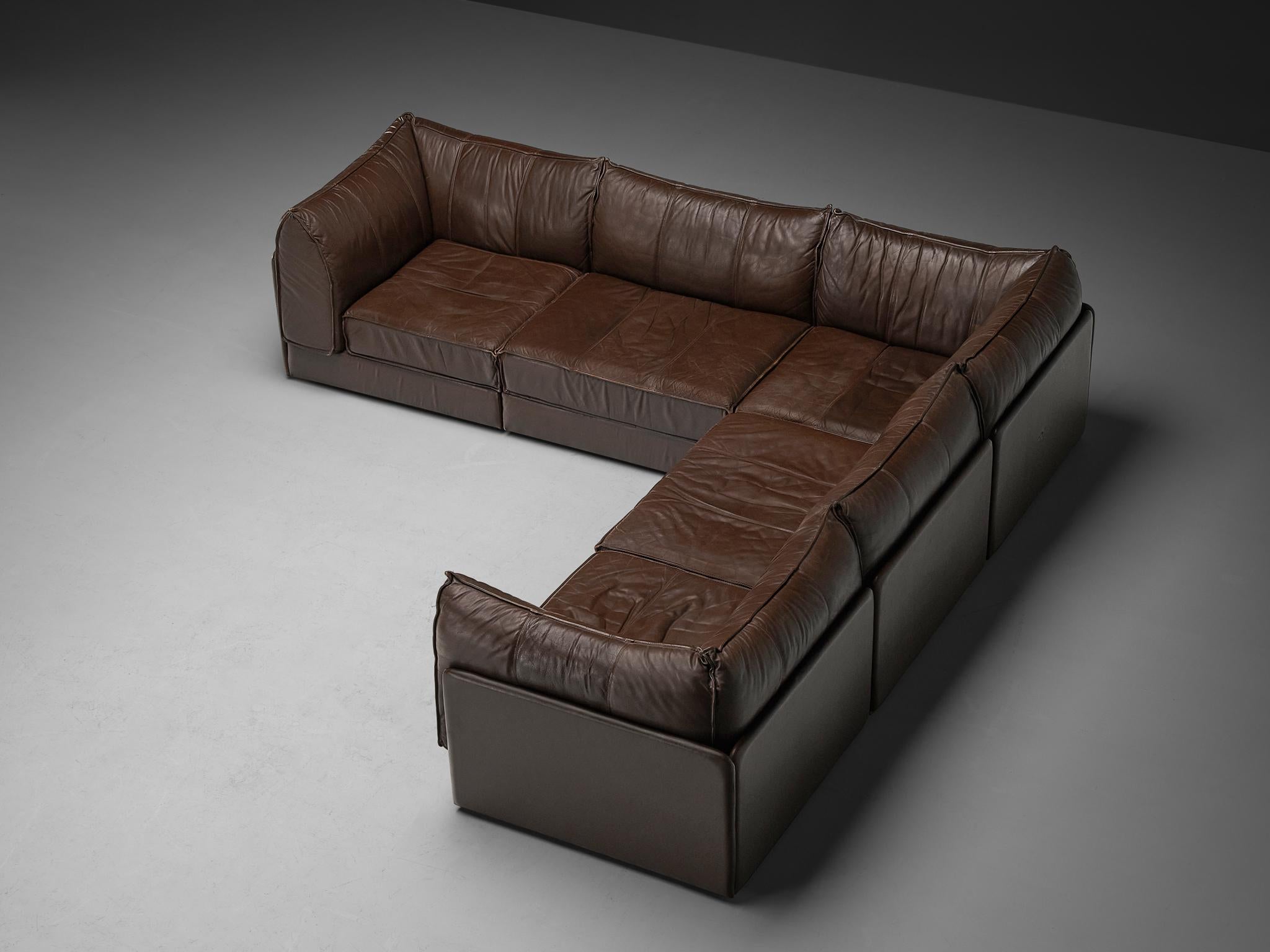 De Sede 'Pagoda' DS-19 Dreisitzer-Sofas in dunkelbraunem Leder (Schweizerisch) im Angebot