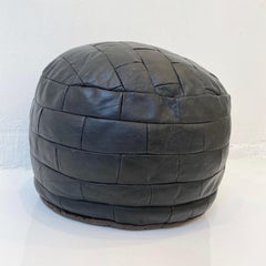 Pouf in pelle nera patchwork De Sede