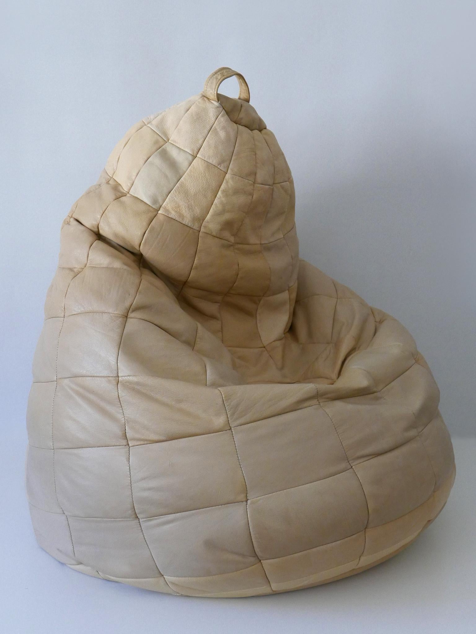 De Sede Patchwork- Beanbag oder Ottomane aus Leder, Schweiz 1970er Jahre (Moderne der Mitte des Jahrhunderts) im Angebot