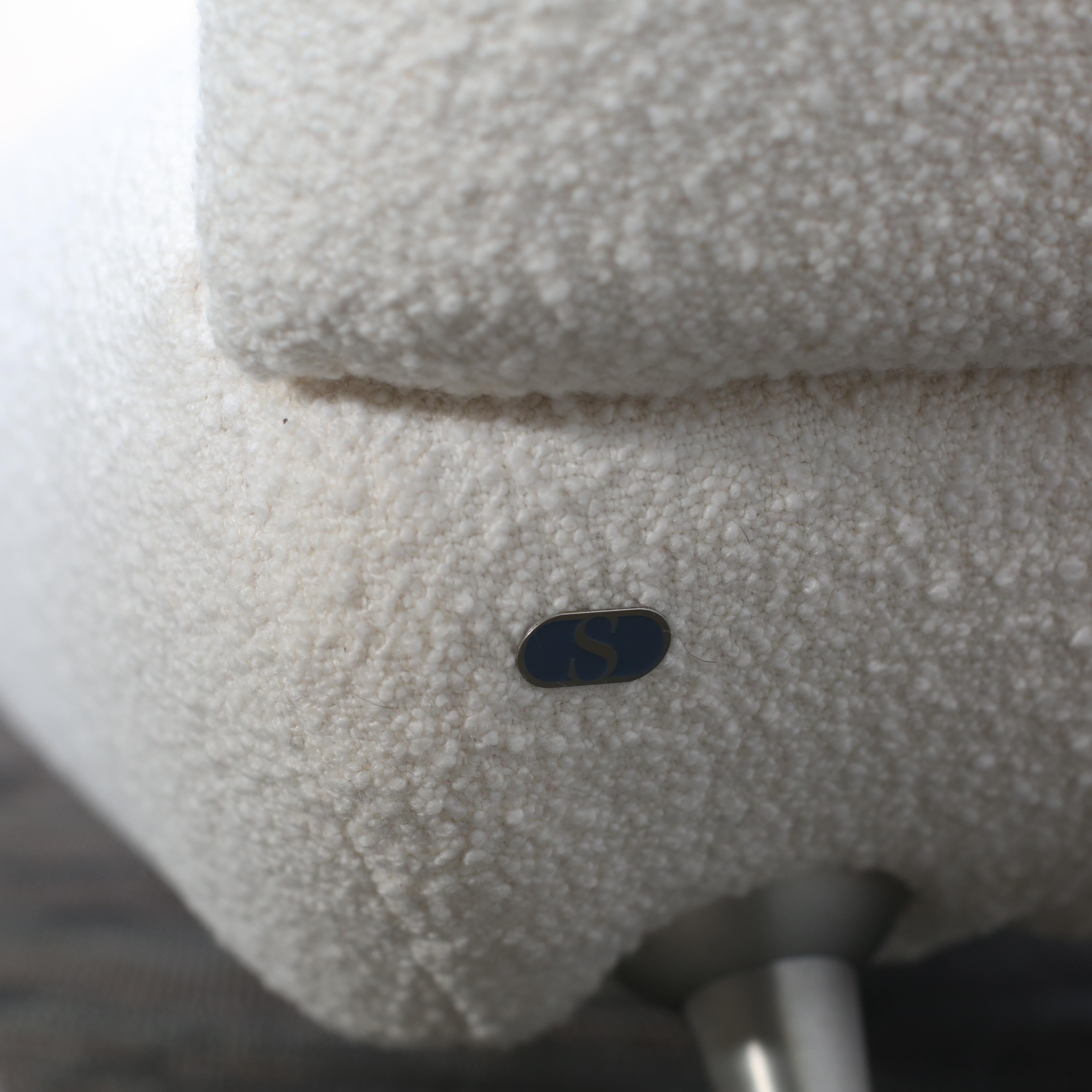 De Sede Reupholstered DS-102 Shell Sofa en vente 4