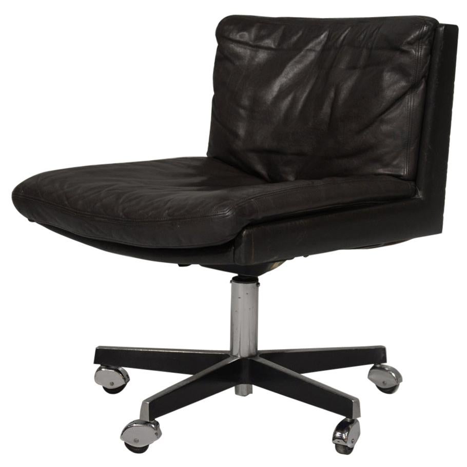 De Sede RH 201 Executive Swivel Desk Chair on Castors by Robert Haussmann, 1957 For Sale