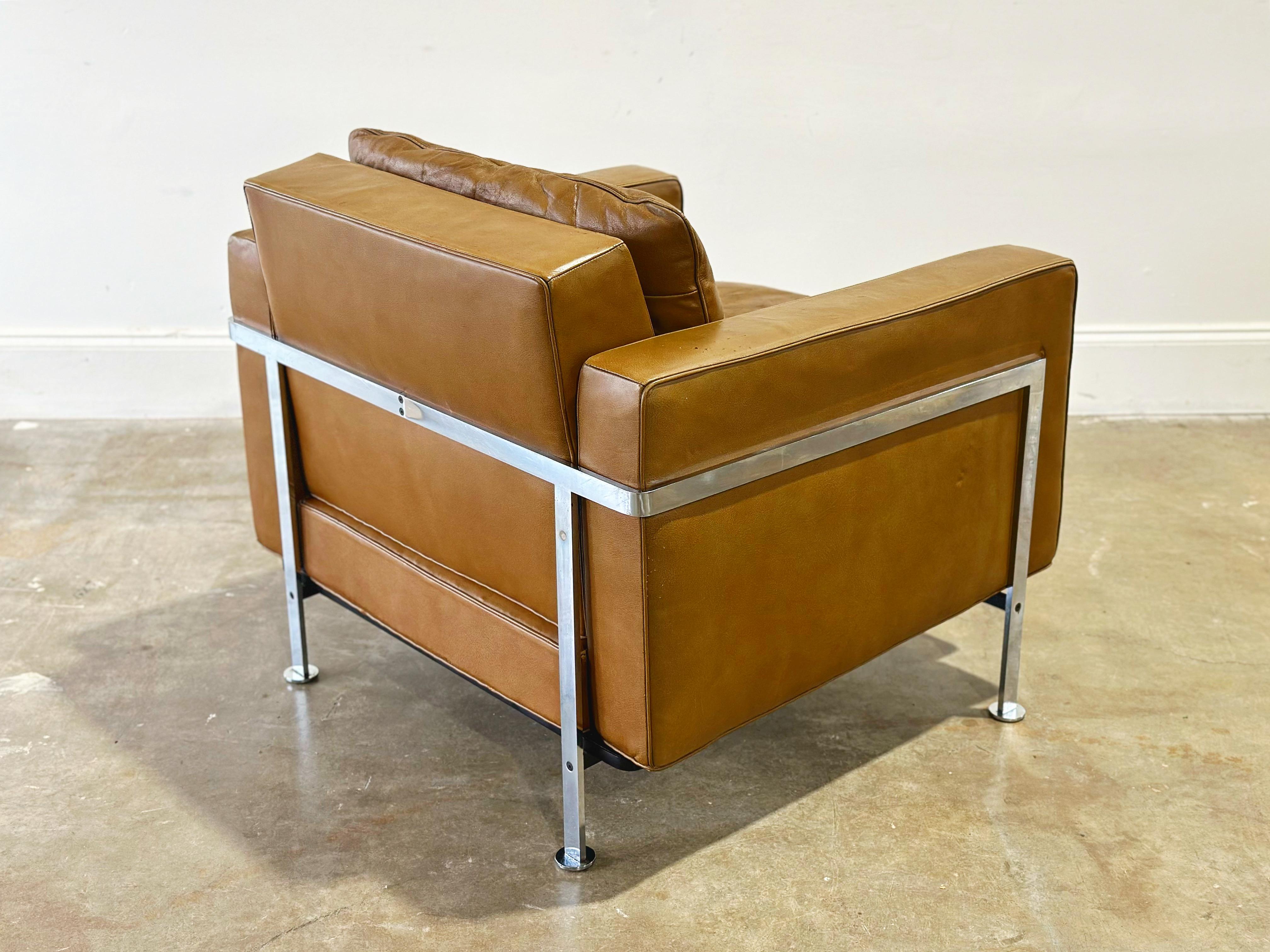 Mid-20th Century De Sede Robert Haussmann Model RH 302 Lounge Arm Chair, Leather + Chrome For Sale