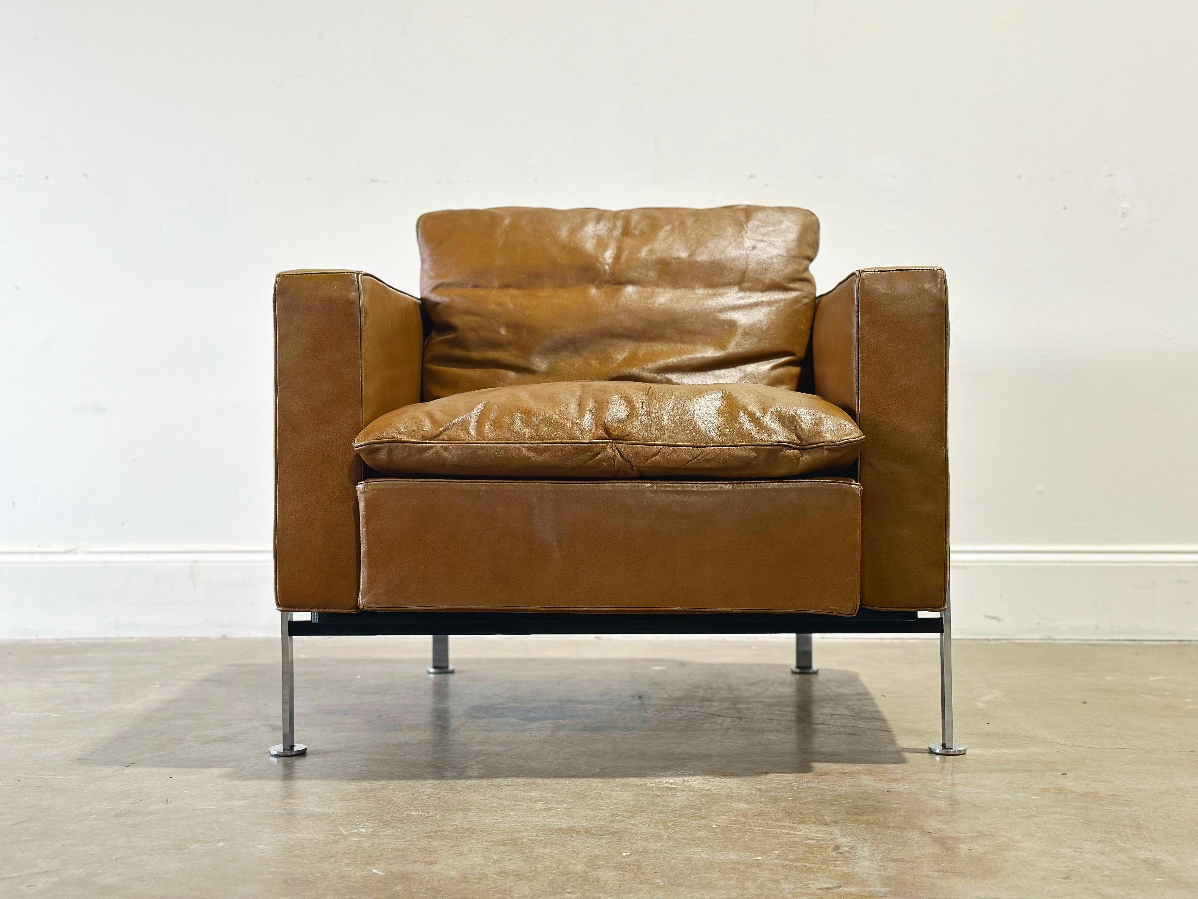 De Sede Robert Haussmann Model RH 302 Lounge Arm Chair, Leather + Chrome For Sale 1
