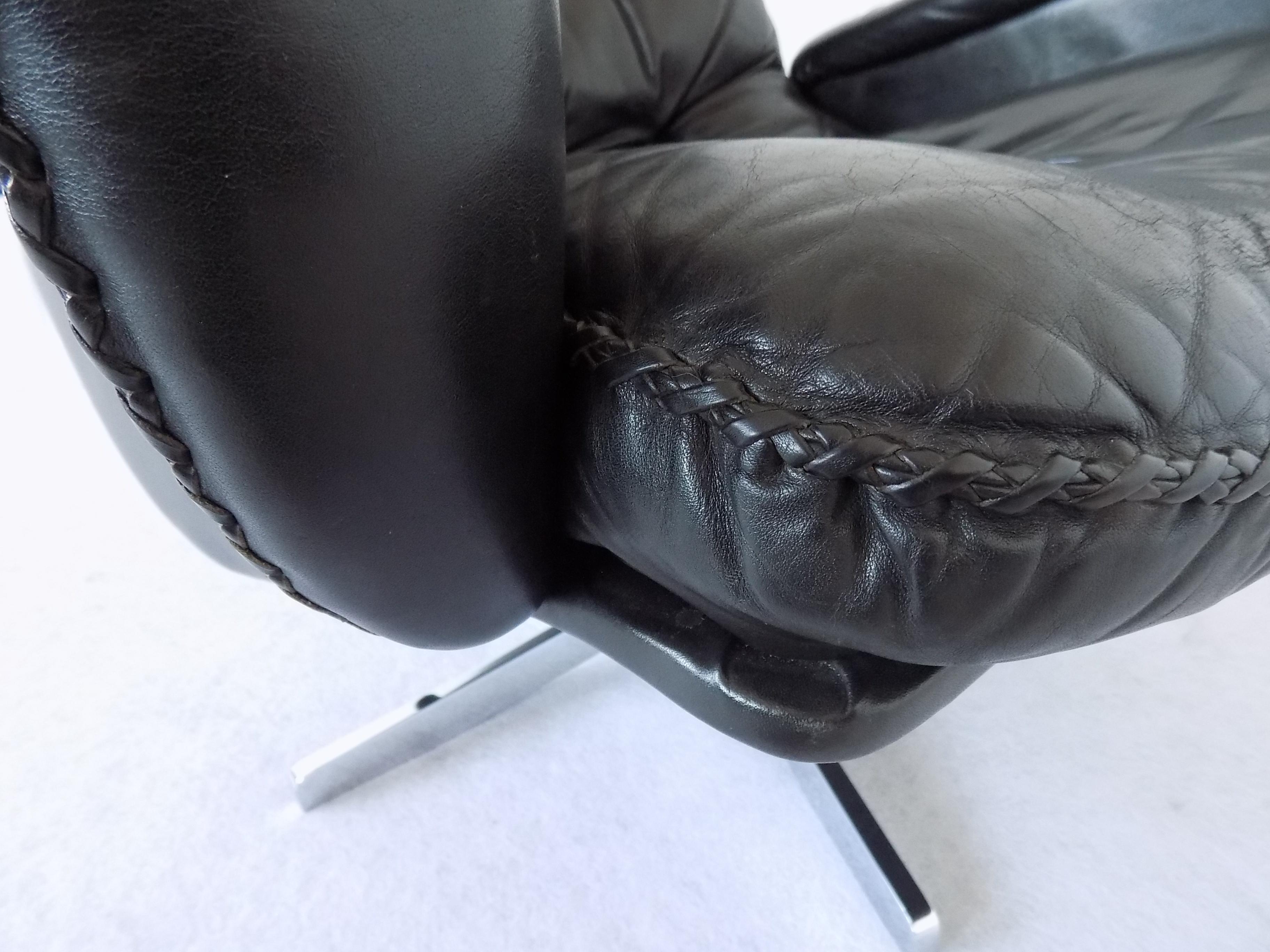 De Sede S231 Lounge Chair, James Bond Chair, Black Leather, mid-century modern For Sale 7