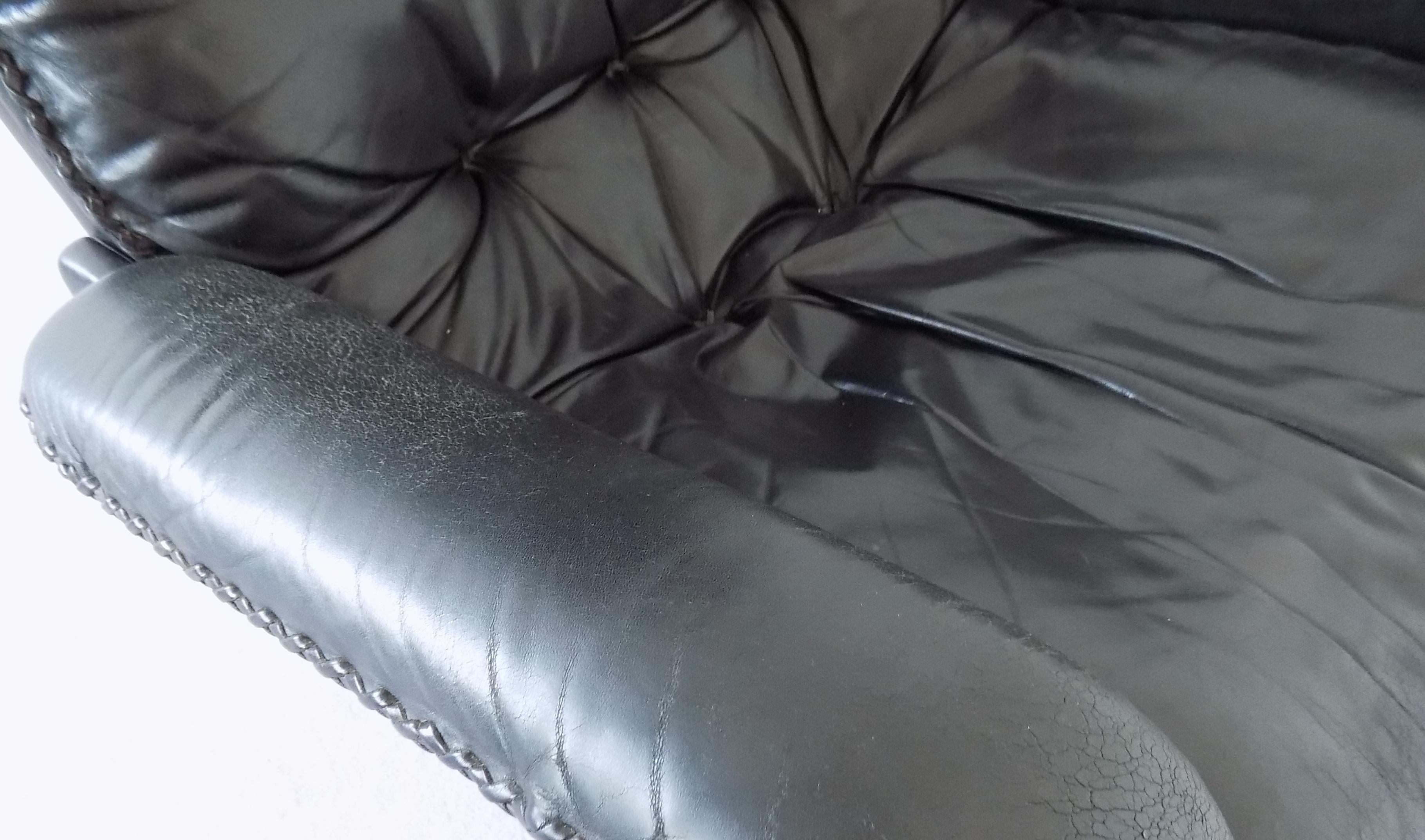 De Sede S231 Lounge Chair, James Bond Chair, Black Leather, mid-century modern For Sale 12