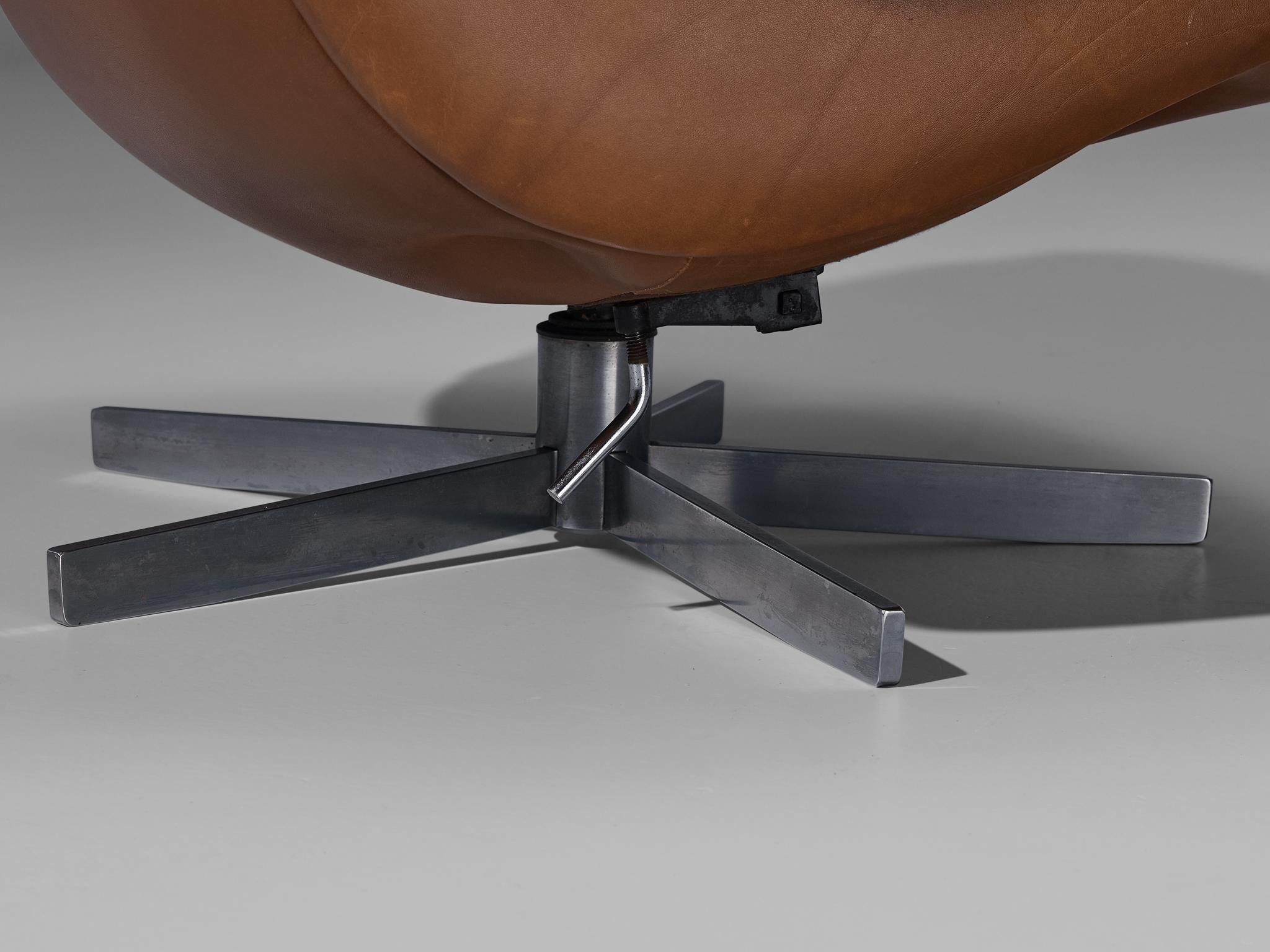 De Sede 'S231' Lounge Chair with Ottoman in Cognac Leather 3