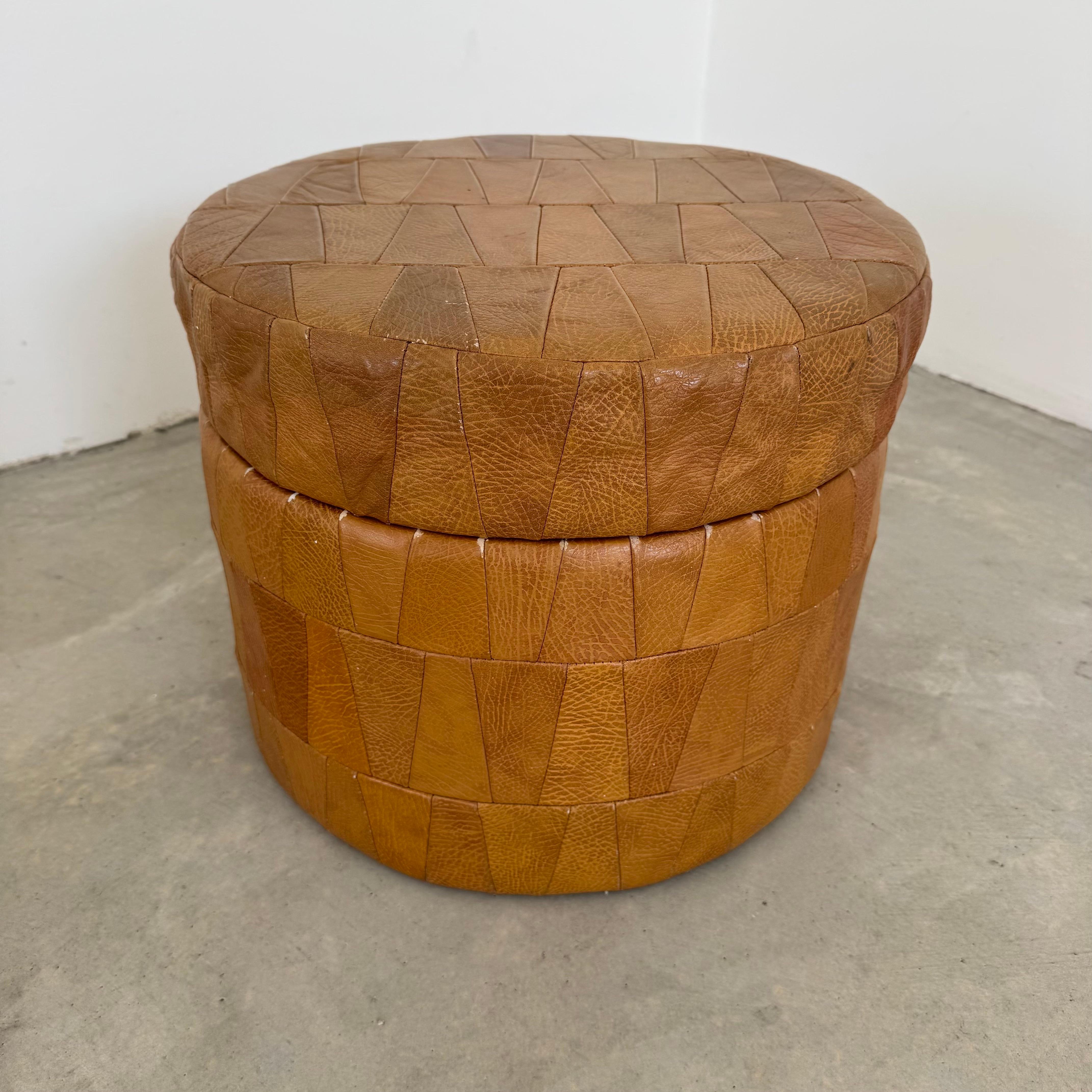 Mid-Century Modern De Sede Saddle Leather Patchwork Storage Ottoman, 1970s Switzerland For Sale