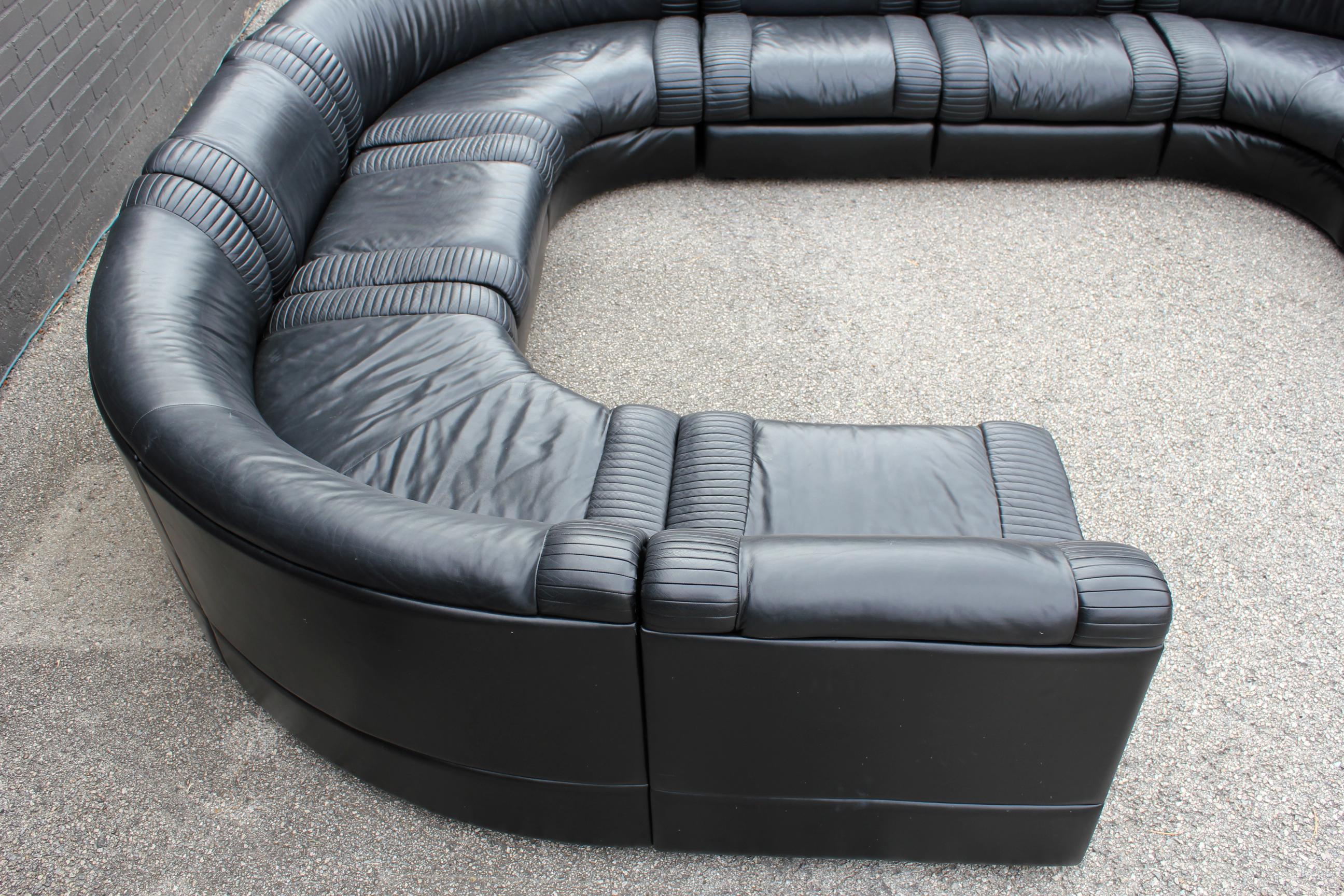 De Sede Sectional Sofa Black Leather 8 Modular Sections from Switzerland, 1970s 11