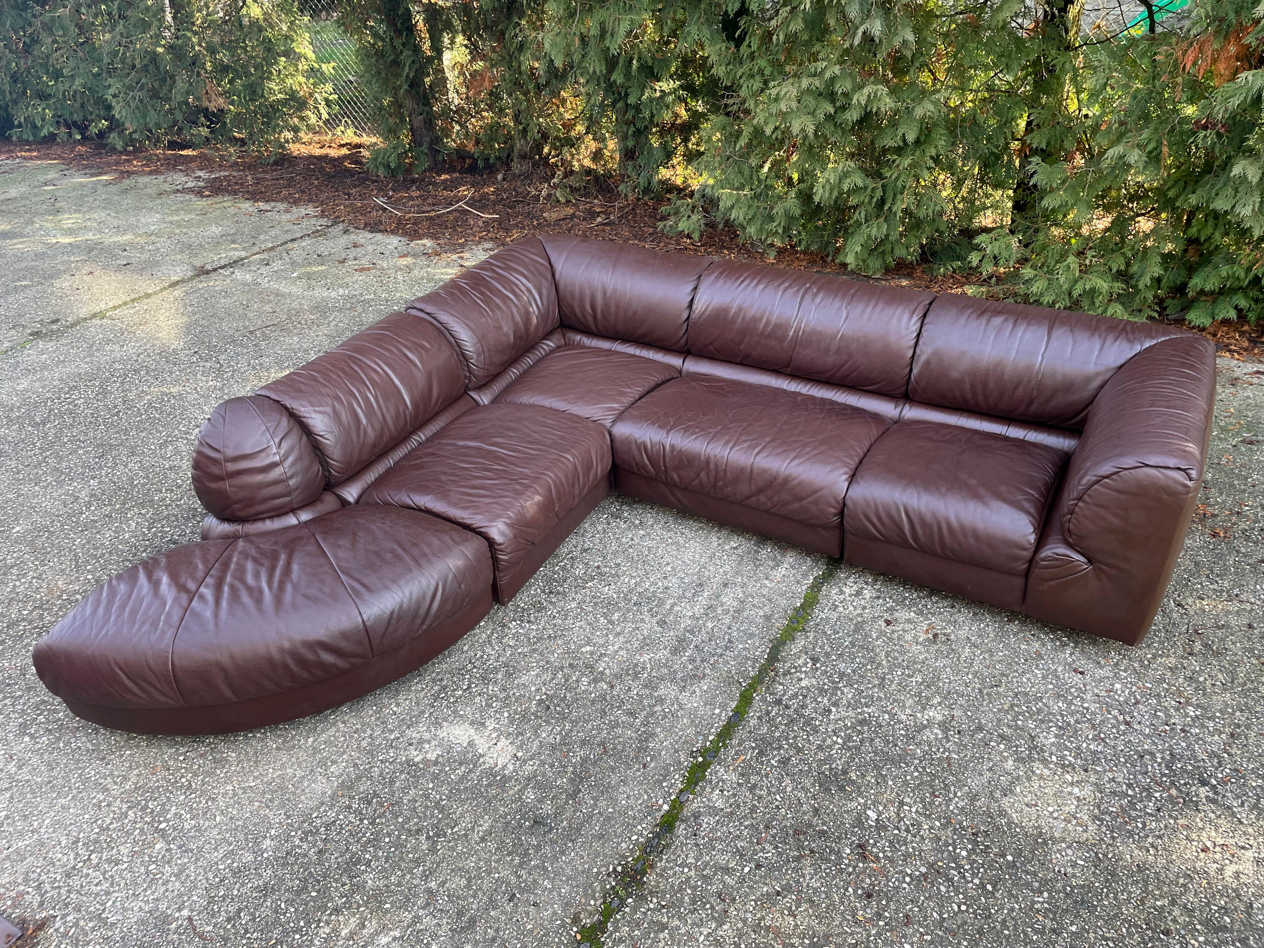 De Sede Style 1970s Sectional Brown Leather Sofa by Laauser, 5 Modular Sections In Good Condition In Zagreb, HR