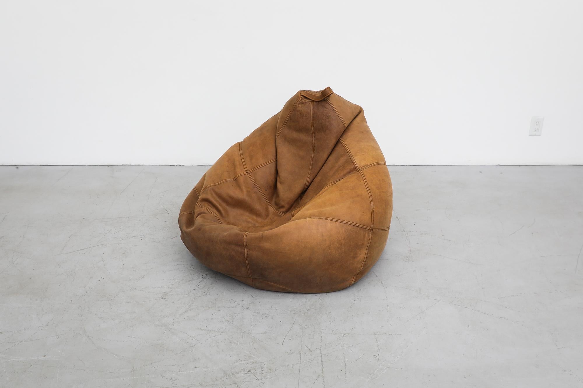 De Sede Style Leder Patchwork Sitzsack oder Pouf (Moderne der Mitte des Jahrhunderts)