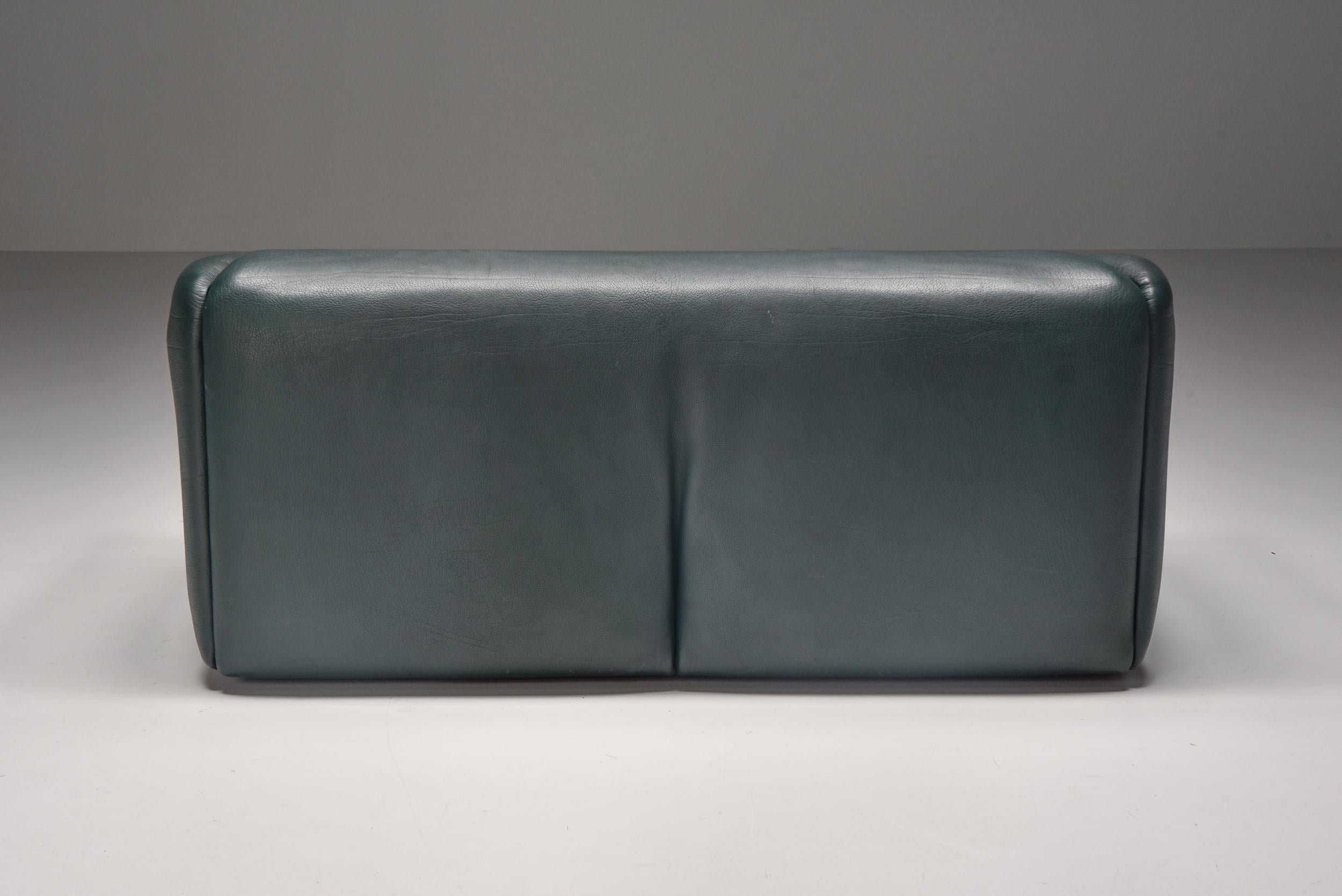 De Sede Swiss Design DS 47 Sofa in Petrol Green Leather, Post-Modern, 1980's 4