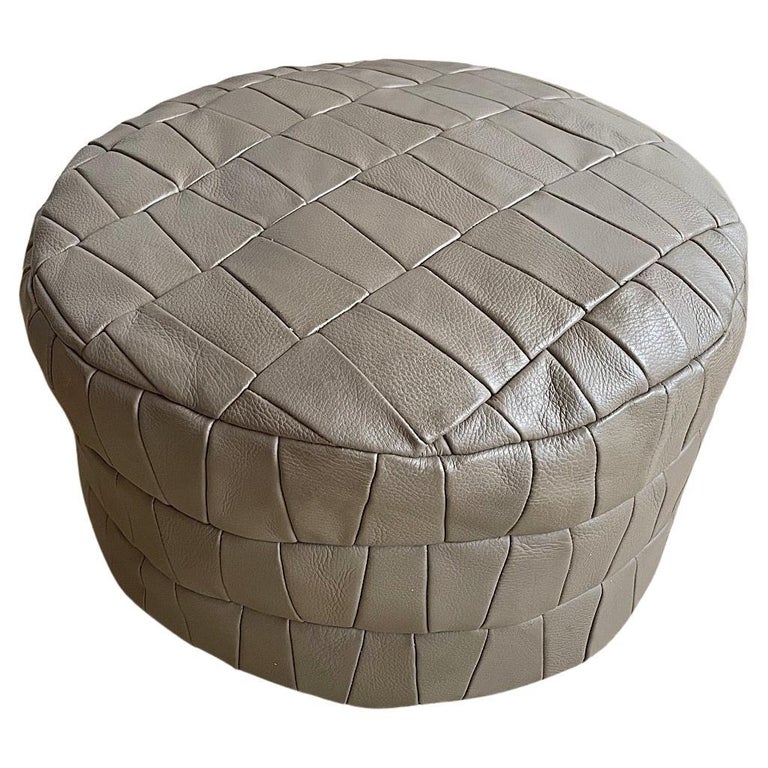 De Sede DS-80 Taupe Patchwork Leather Pouf, Ottoman, DeSede Switzerland For  Sale at 1stDibs