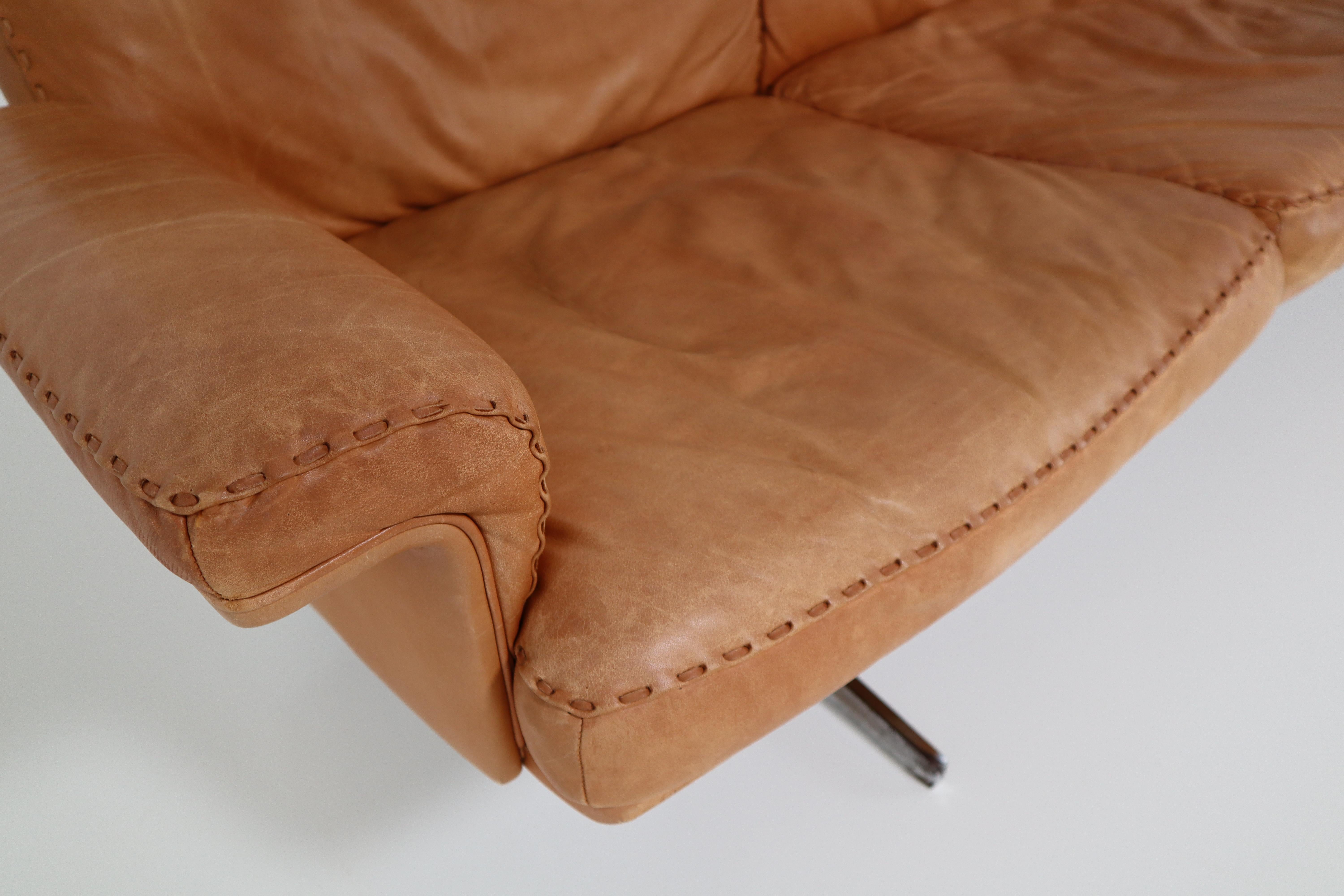 Swiss De Sede Three-Seat Sofa in Soft Ailine Cognac Leather, Model DS 35