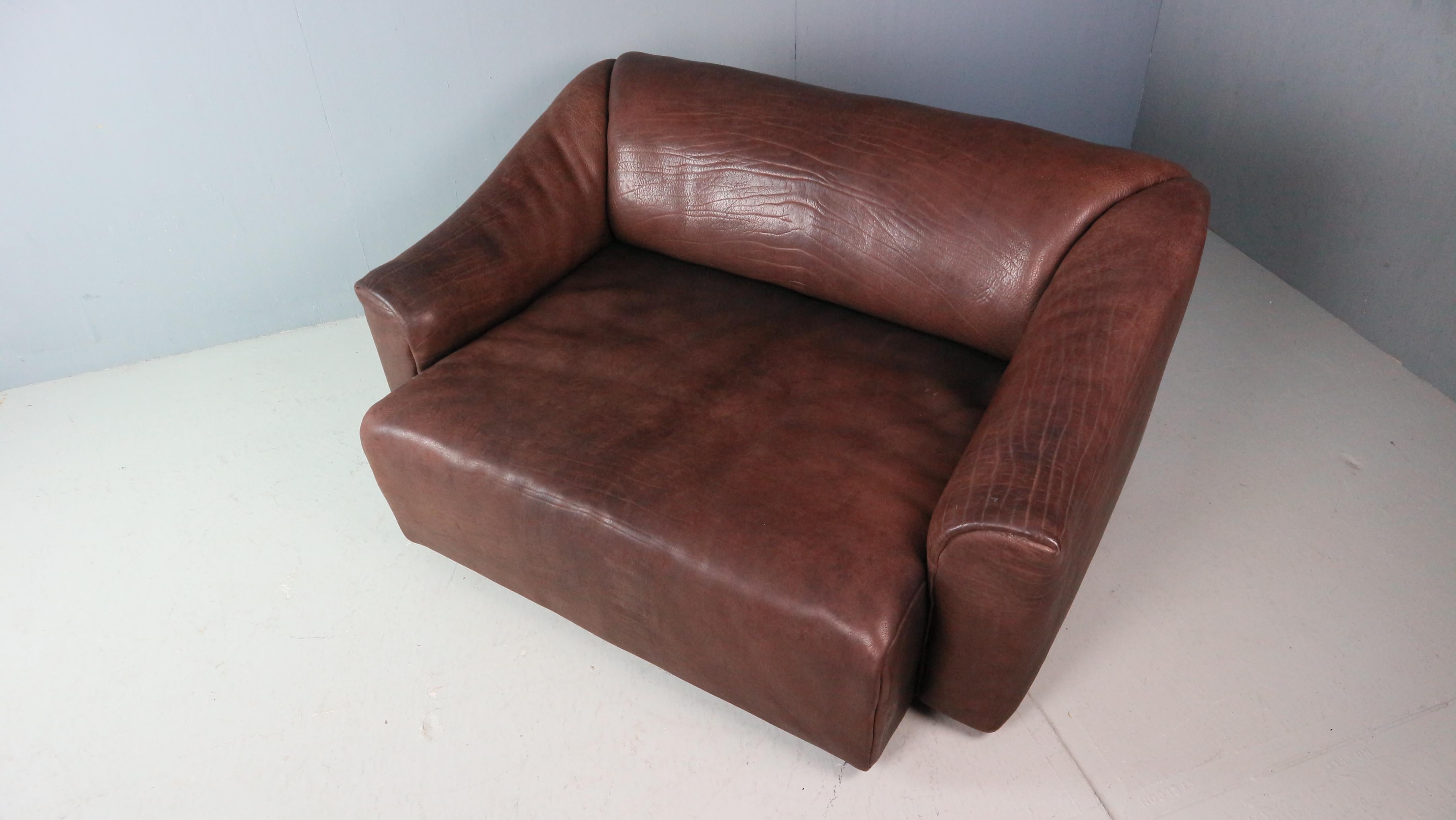 De Sede Two-Seat Sofa, DS47, Patinated Leather 1970s 2