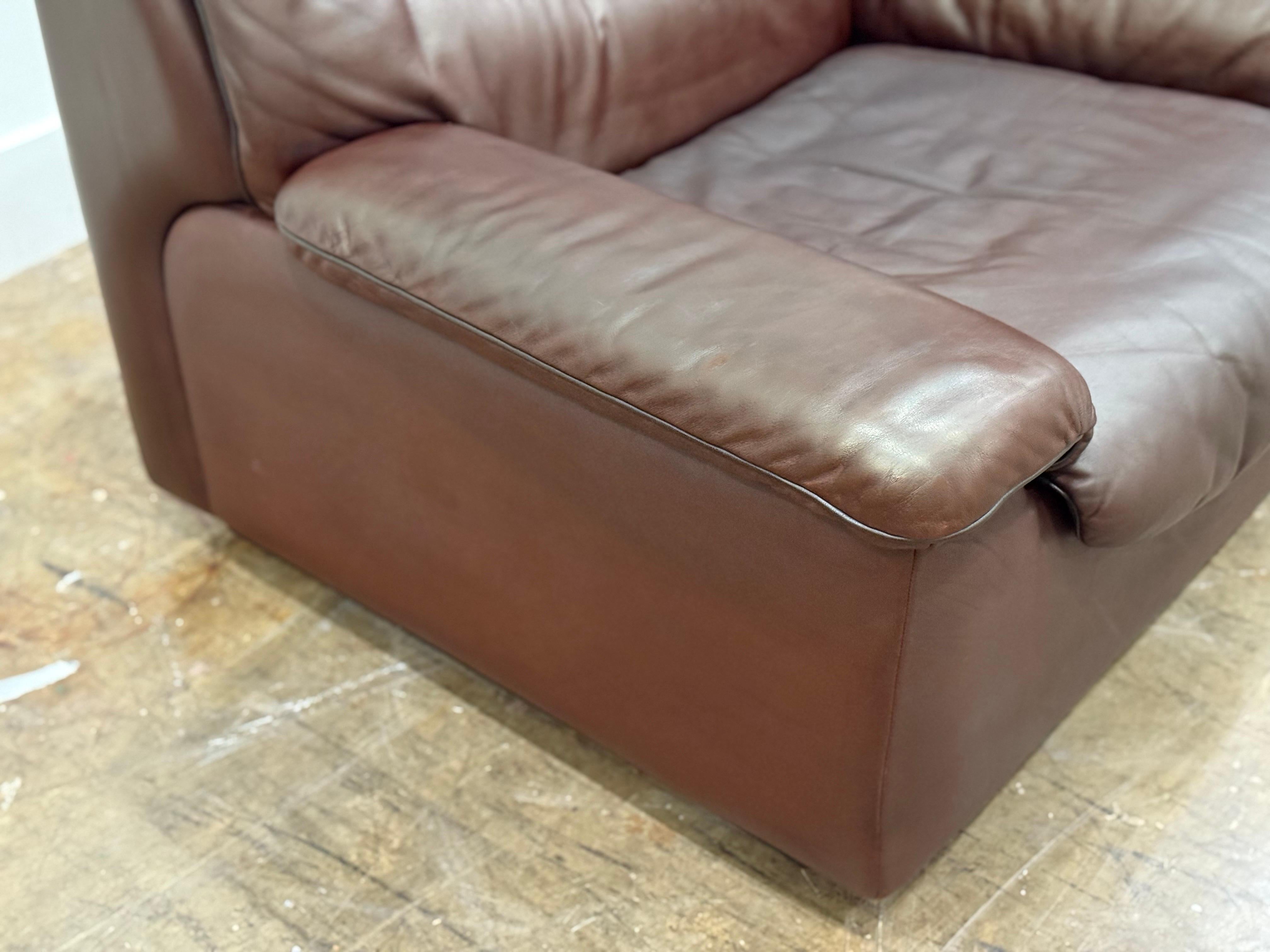 De Sede Vintage Leather Lounge Chair - Ds63 - Chocolate Brown Patinated Leather For Sale 3