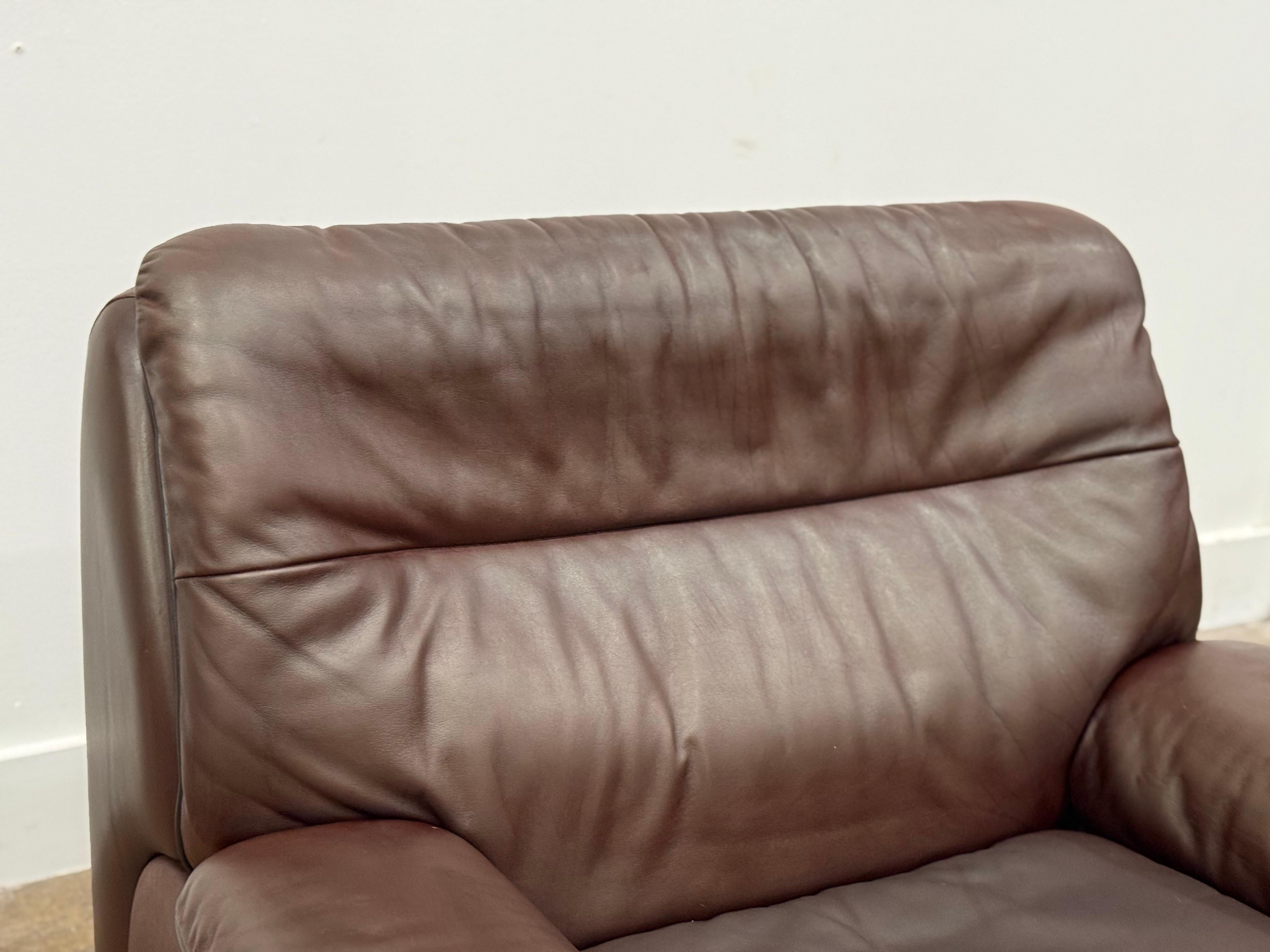 De Sede Vintage Leather Lounge Chair - Ds63 - Chocolate Brown Patinated Leather For Sale 4