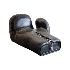 Chaise longue gant de boxe De Sede modèle vintage DS-2878 conçue en 1978.