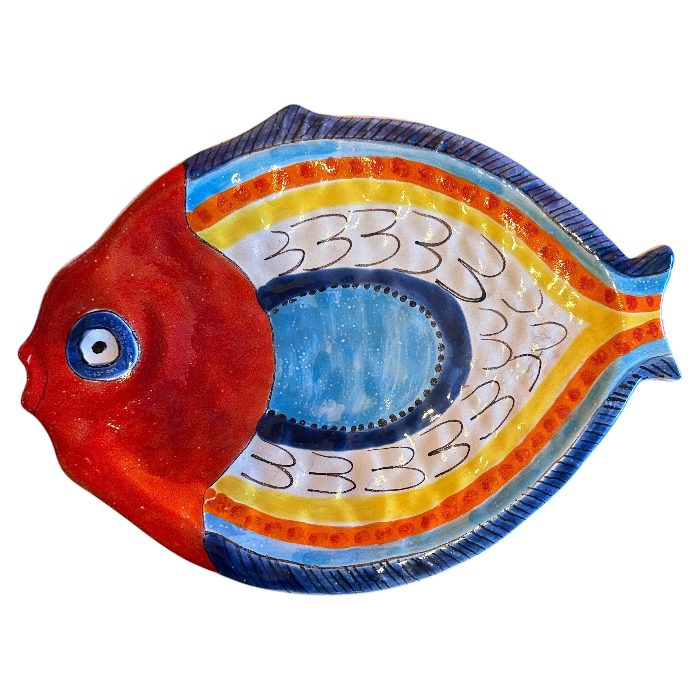 Plat en céramique en forme de poisson sicilien, peint à la main par De Simone